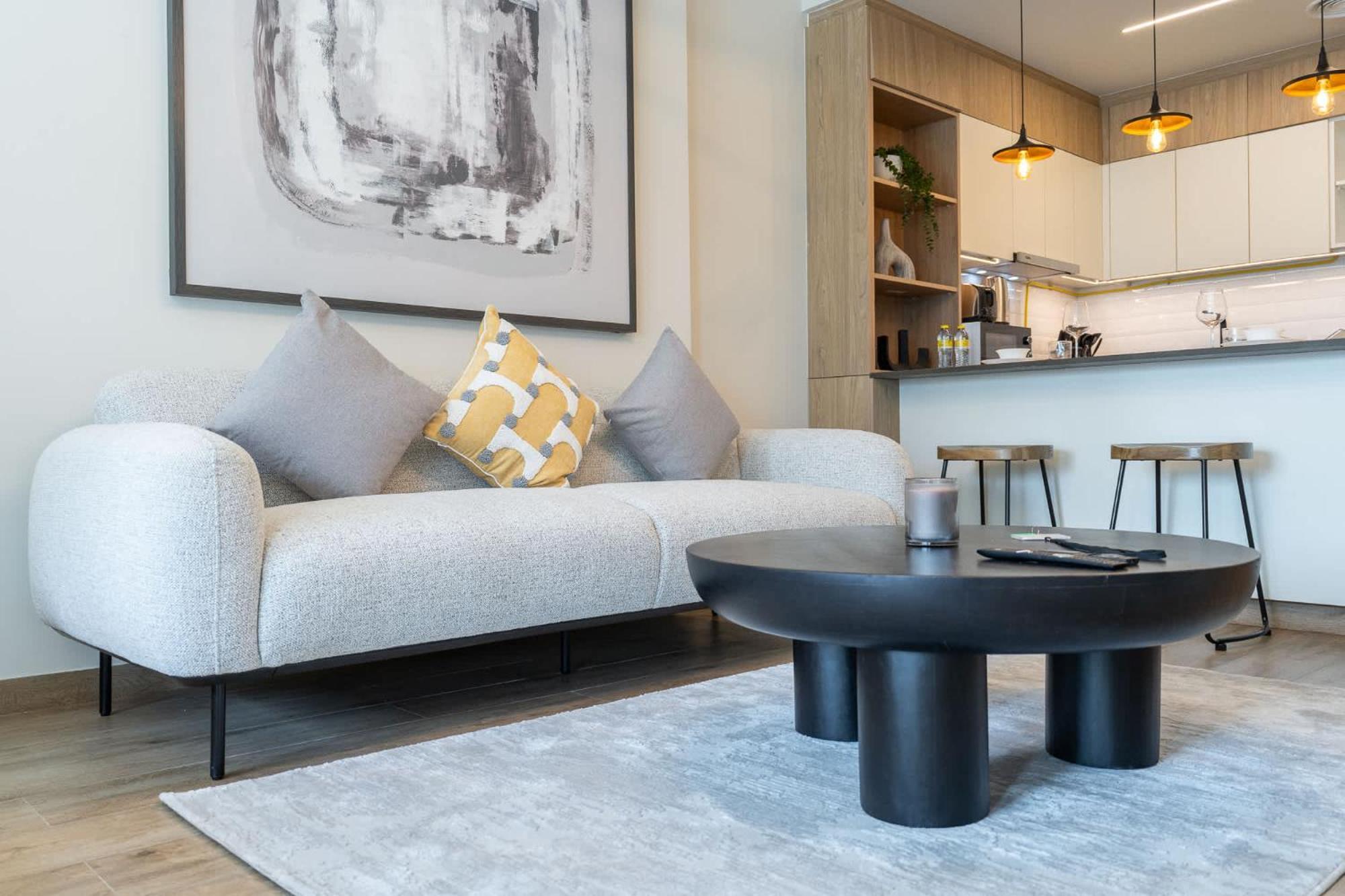 Sophisticated In Rokane G25 Jvc Apartment *