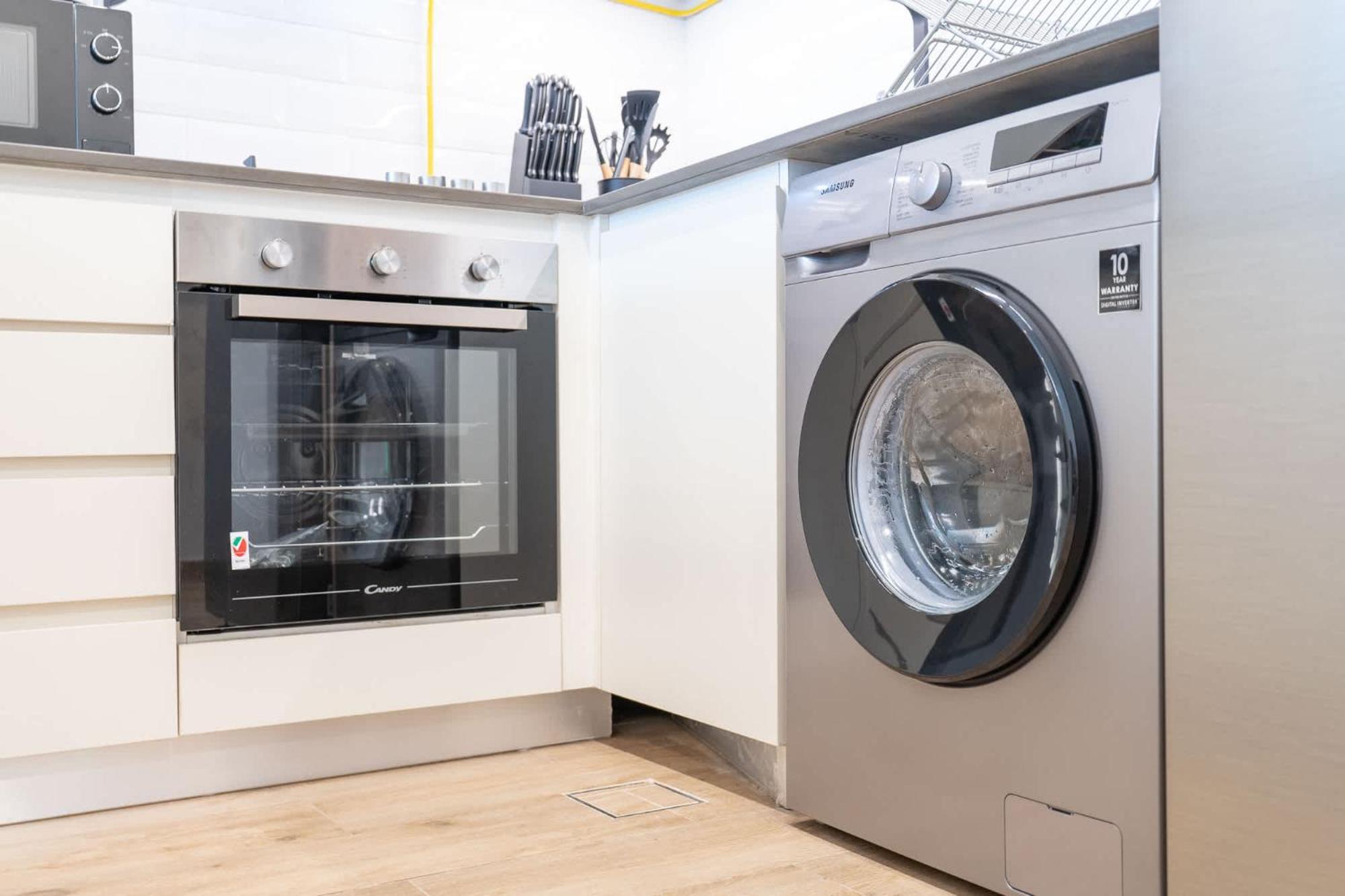 Apartment Sophisticated In Rokane G25 Jvc