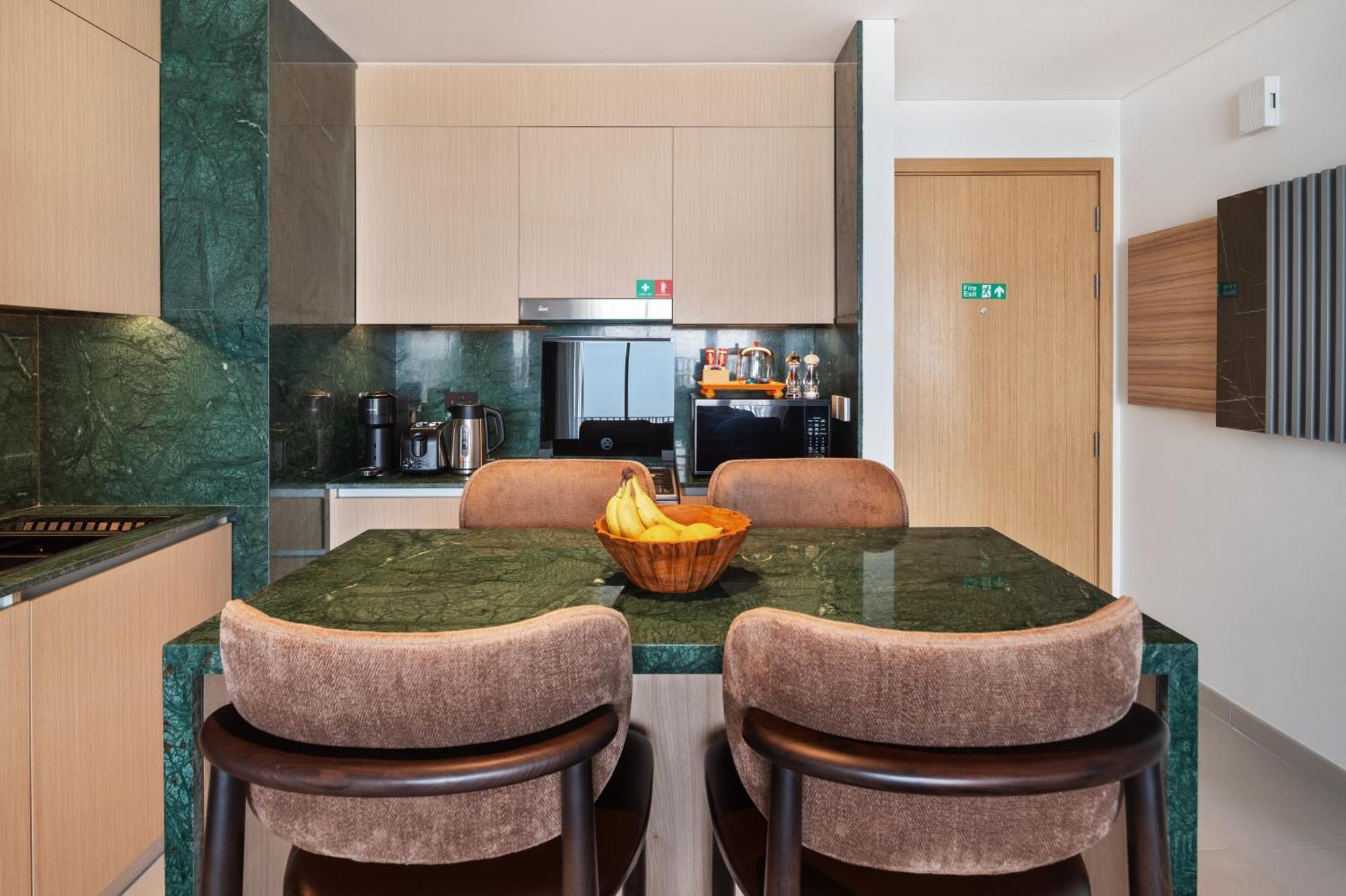 Creek, Luxury 1 Bedroom! Brand New - Dustay