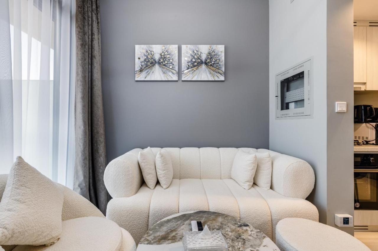 Apartment Zada Tower 1br In Business Bay Near Metro & Burj Khalifa - Escape 24 Homes