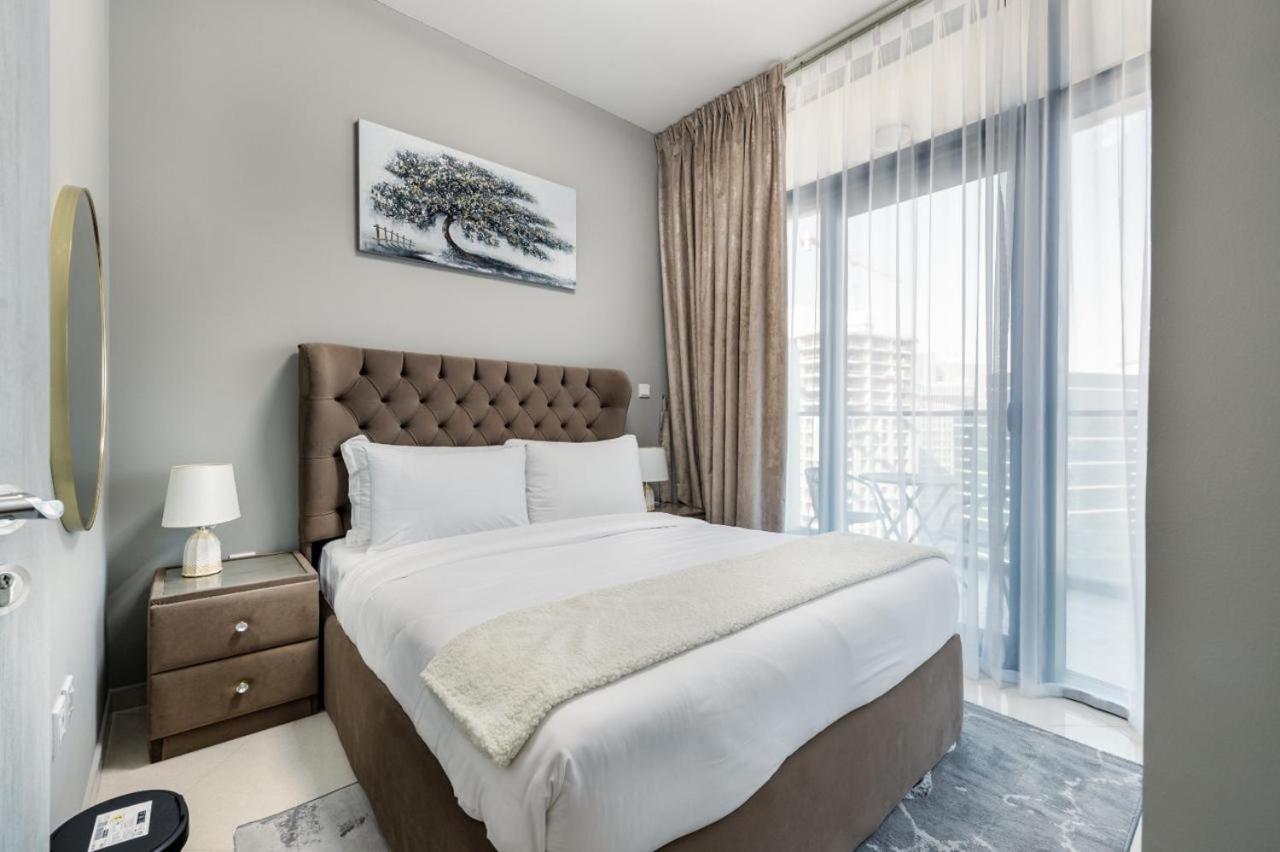 Zada Tower 1br In Business Bay Near Metro & Burj Khalifa - Escape 24 Homes *