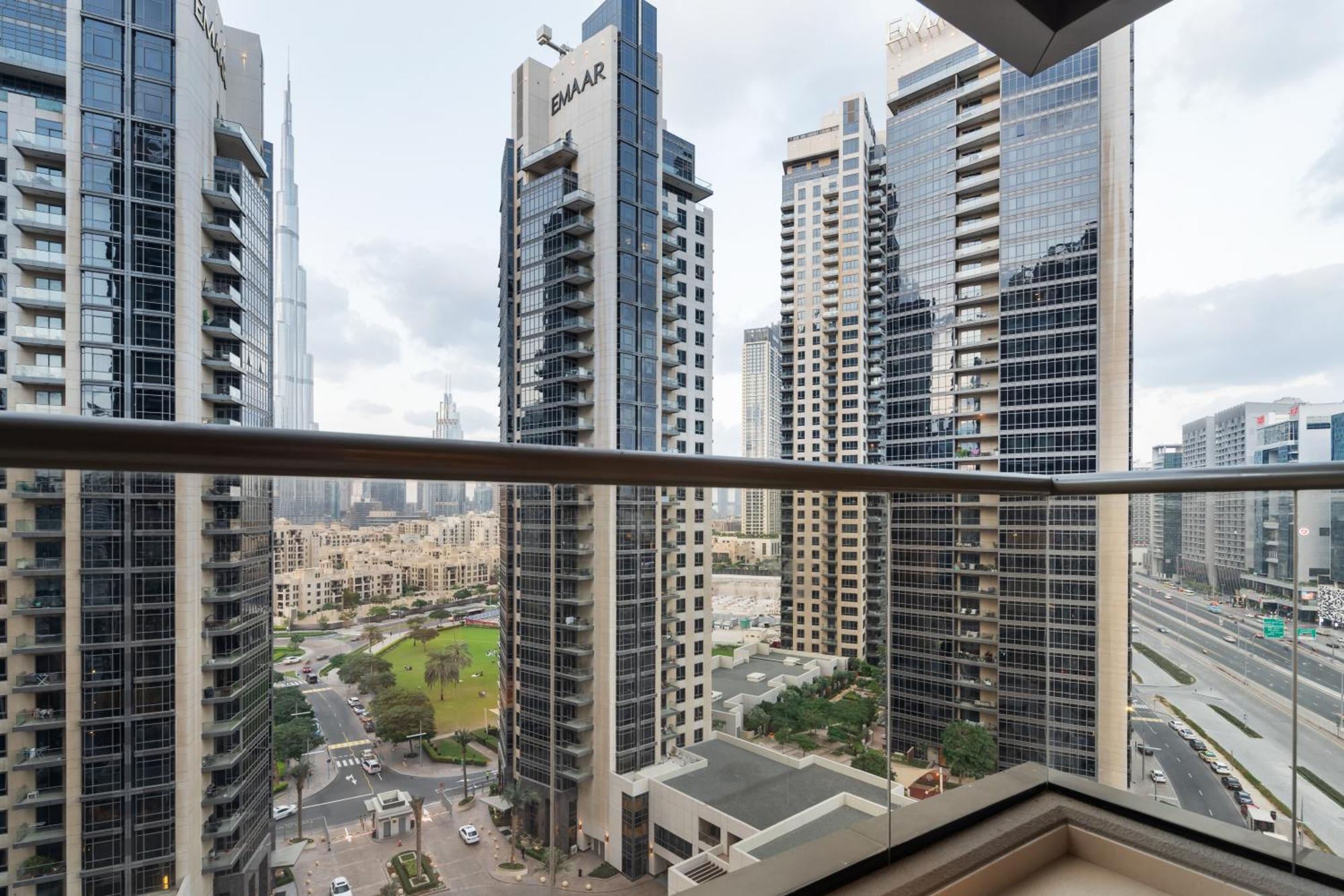 Burj Khalifa View 1 Bedroom Holiday home *