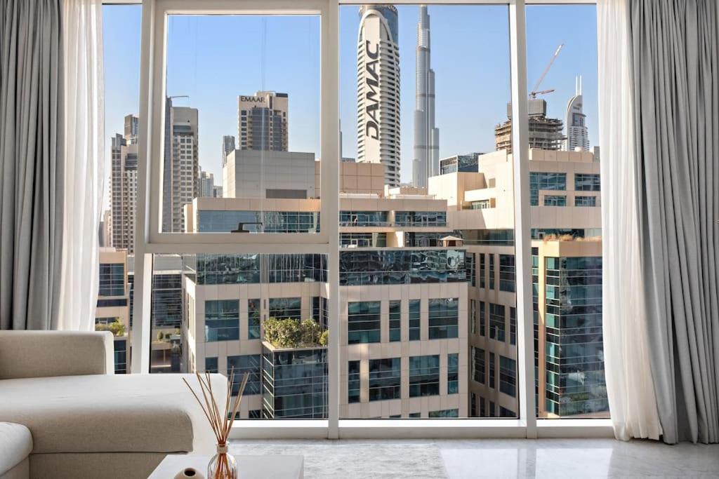 Apartment Stunning 1bdr-4gst Luxury With Burj Khalifa View