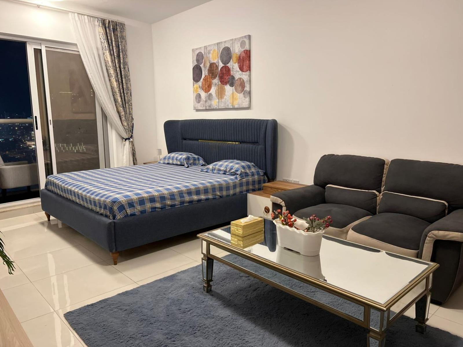Luxury In Front Of Five Dubai