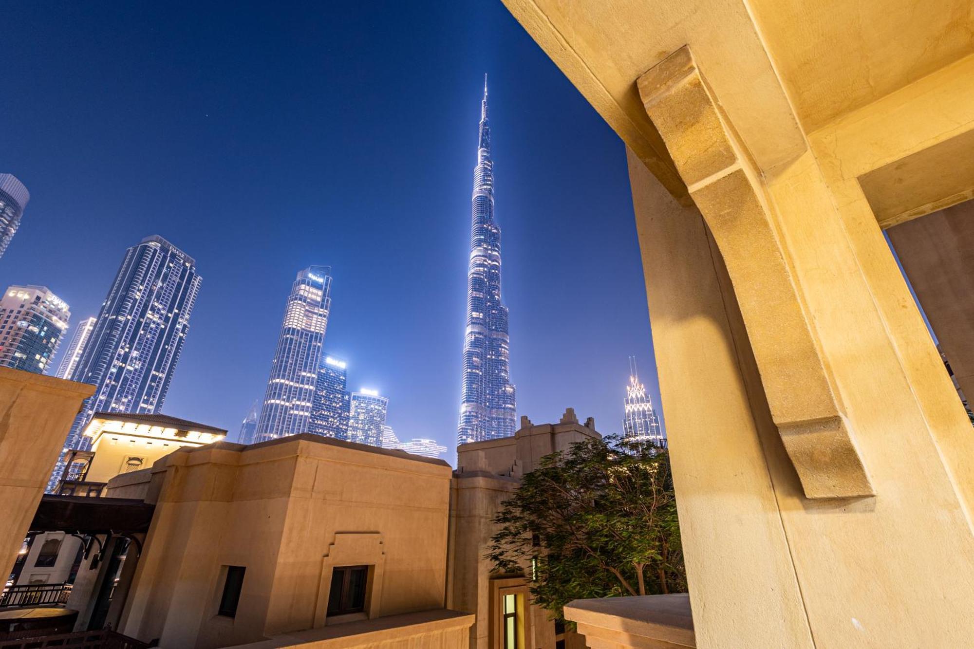 Apartment Upgraded 1br Retreat With Iconic Burj Khalifa Views Dubai