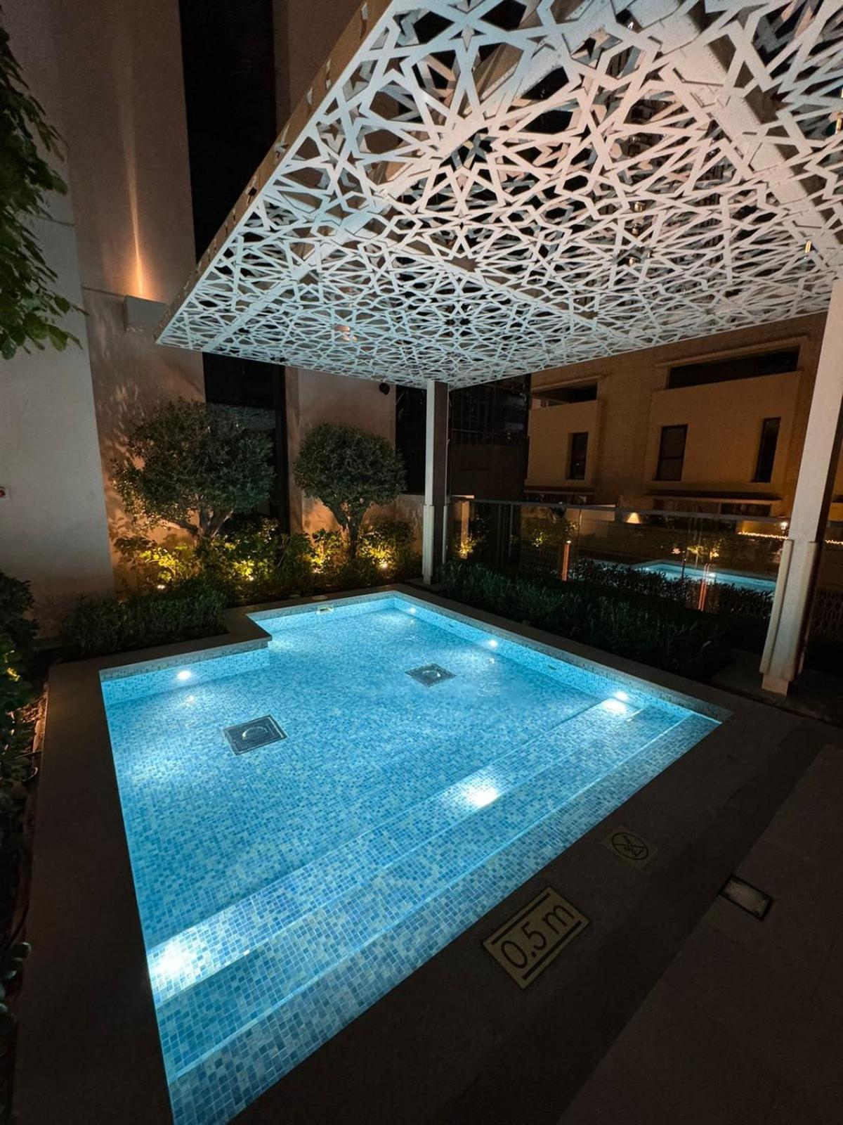 Luxury 1br Burj Khalifa View Walk To Mal Apartamento *