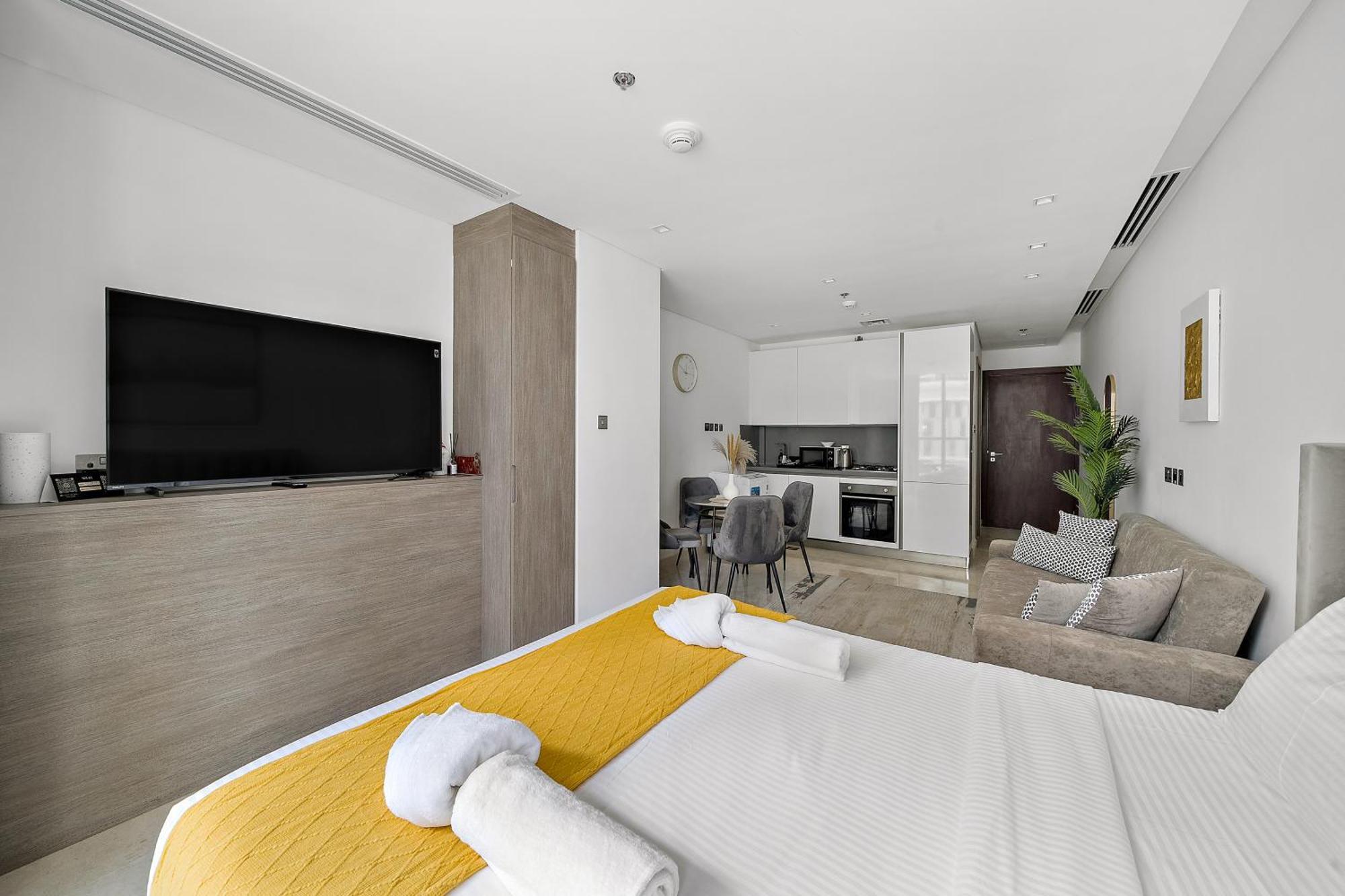 Chic Living At Sterling * Dubai