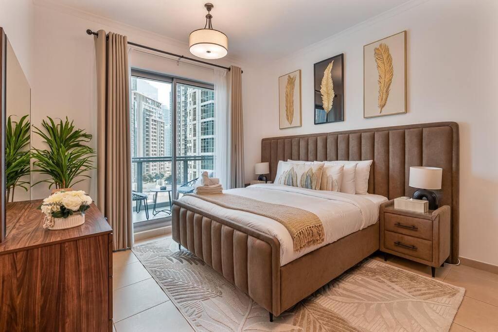 Modern 1-bedroom With Stunning Views Apartment Dubai