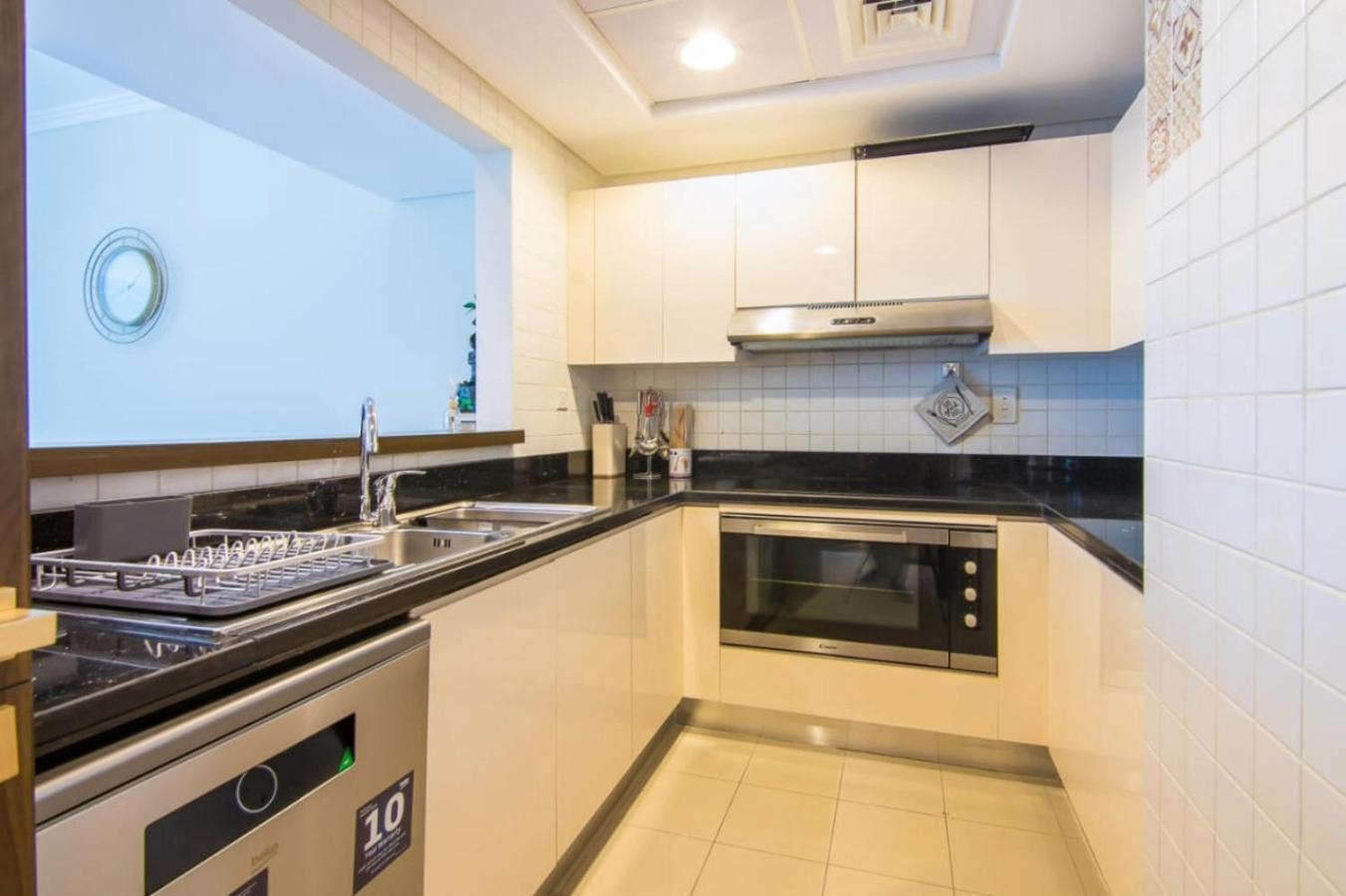 Al Bateen Residences, Jbr- Stunning 2-br With Sea View Apartment Dubai