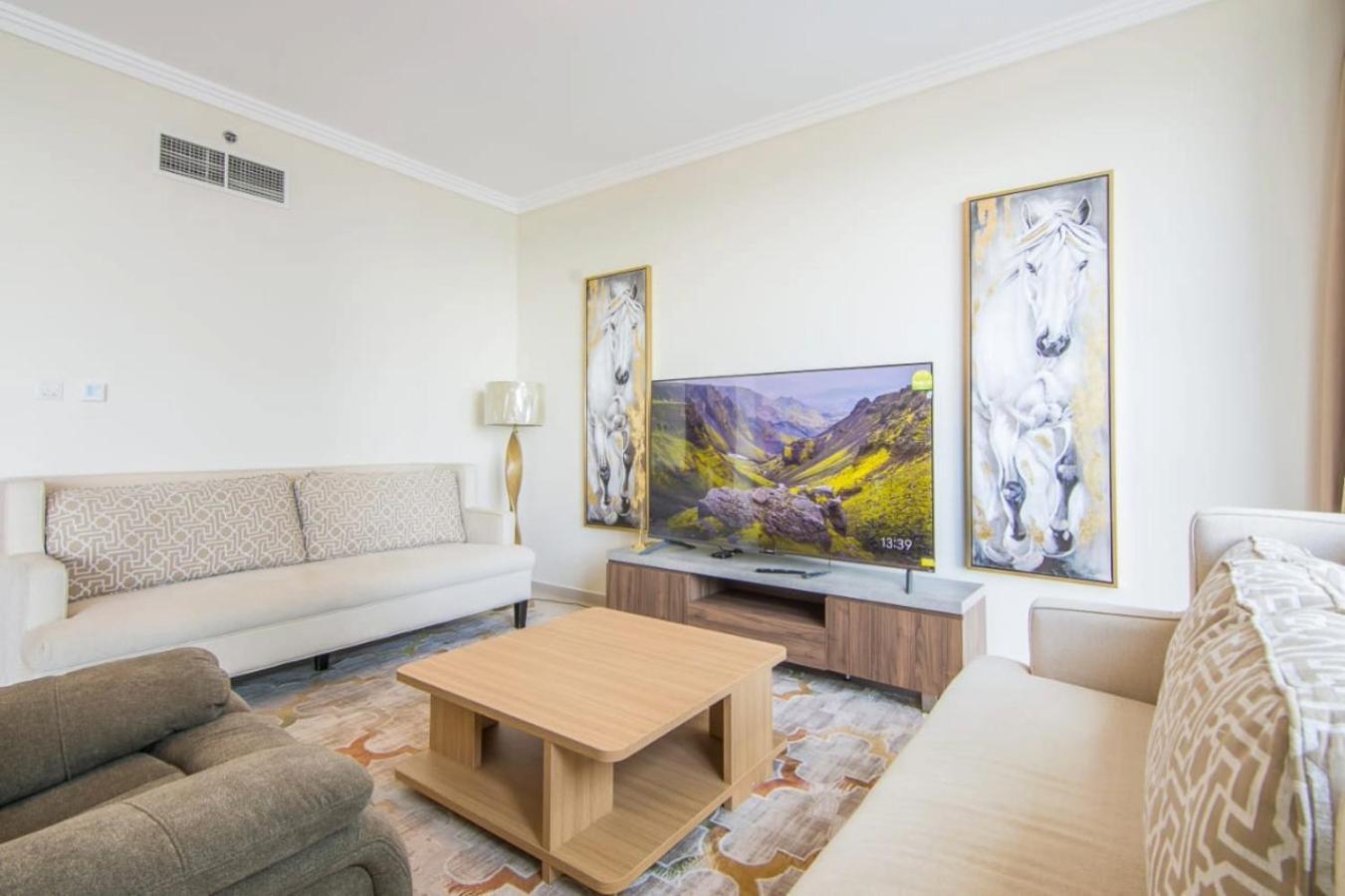Apartment Al Bateen Residences, Jbr- Stunning 2-br With Sea View *