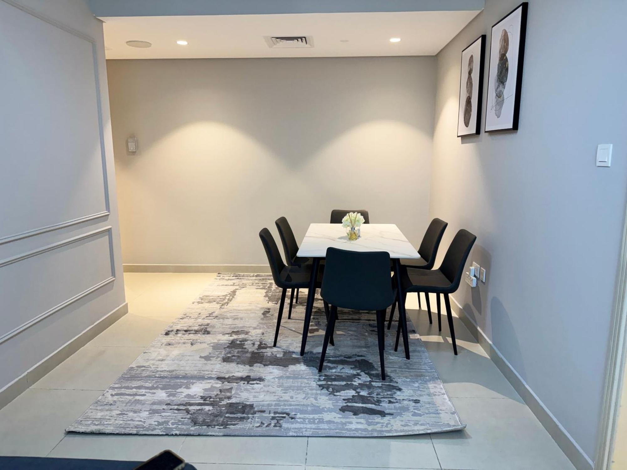 Cozy 1 Bedroom At Afnan 2 Dubai