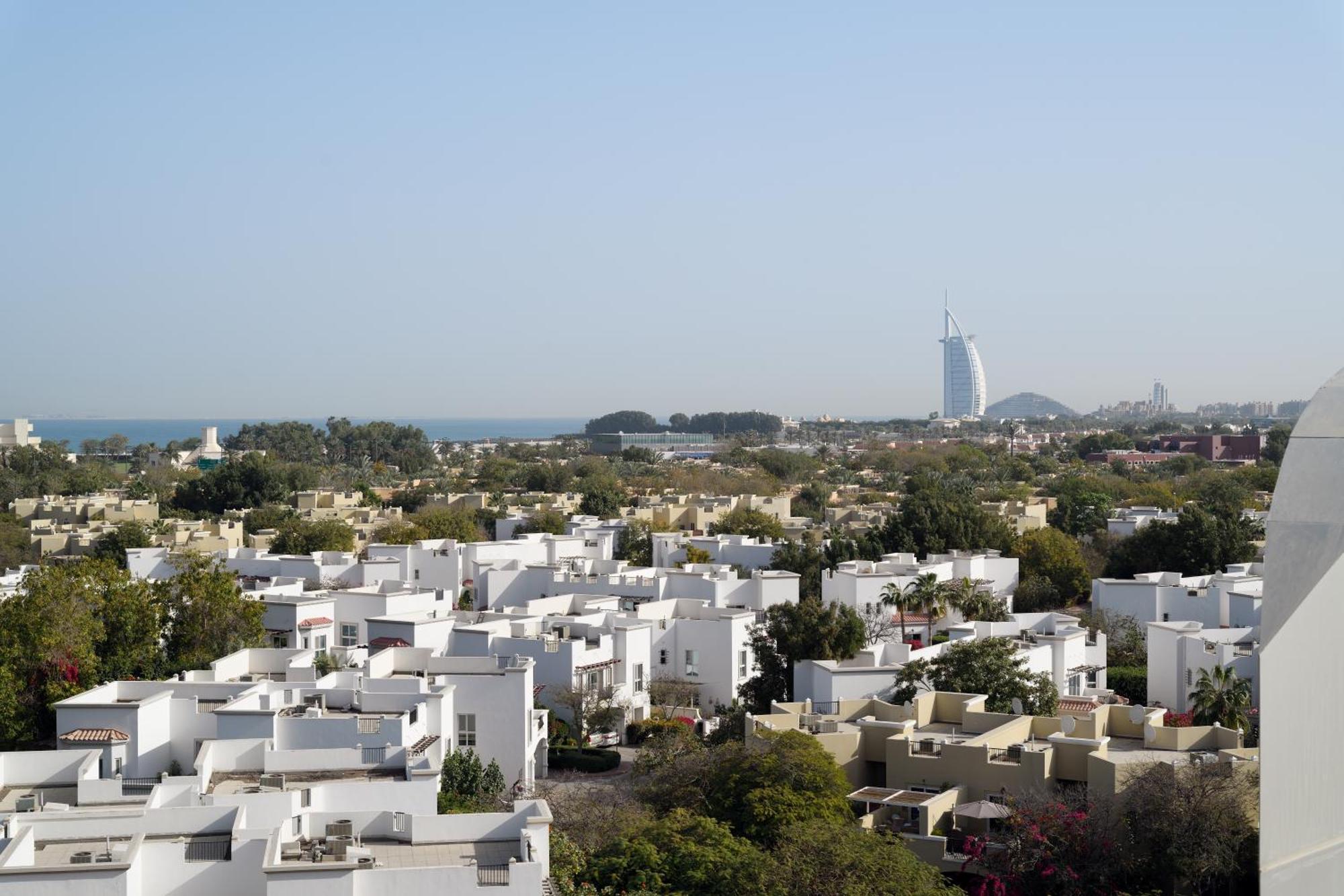 Hotel Holiday Express Internet City By Ihg