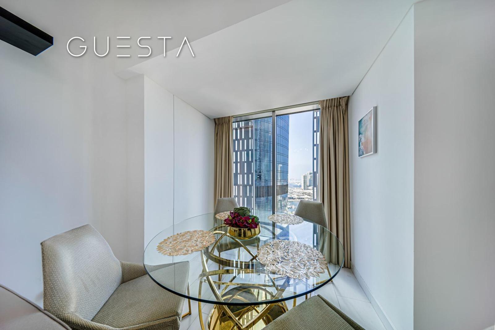 Apartment Cayan Tower, Marina