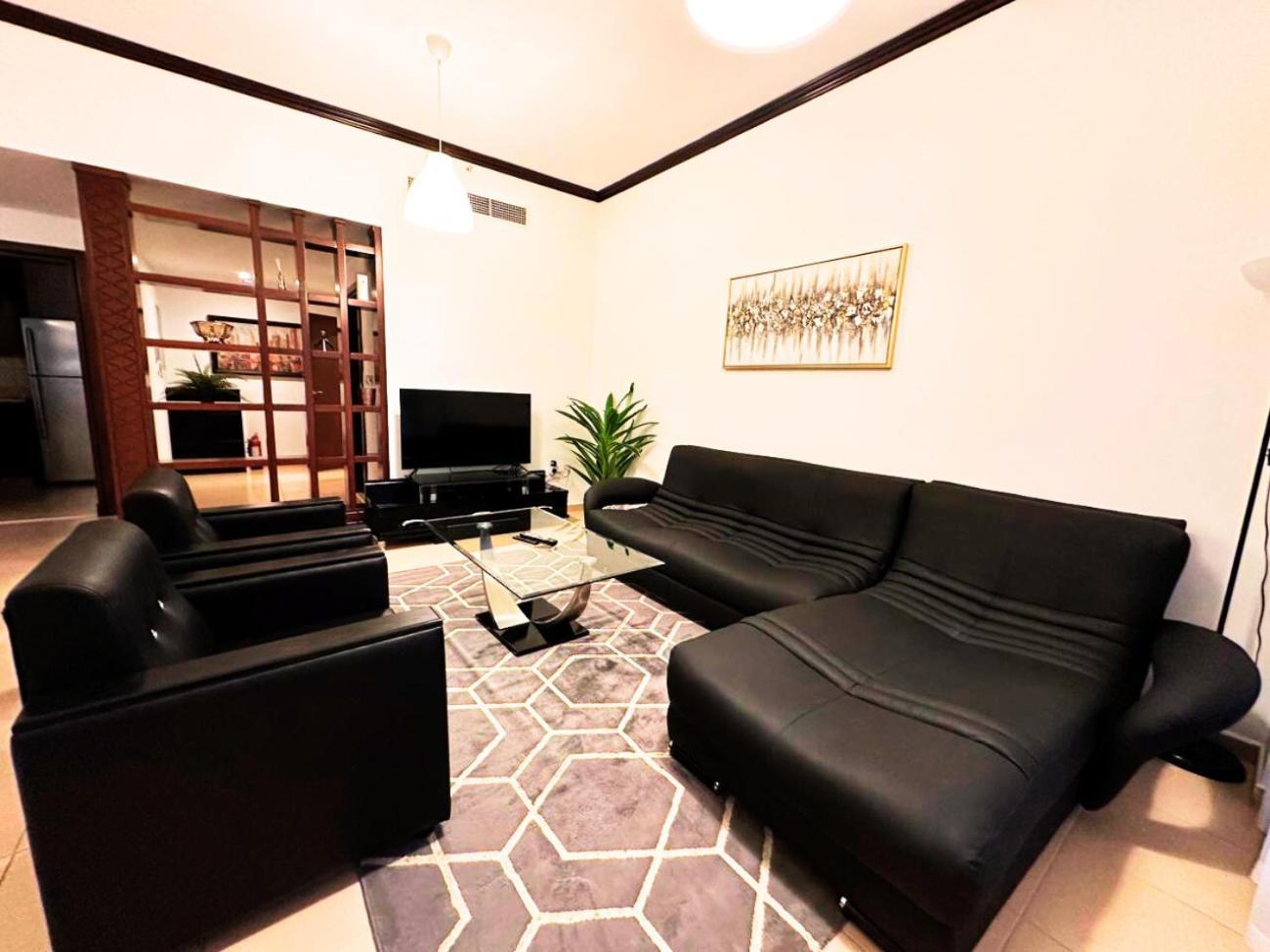 2br High Floor In Jbr With Sea View *