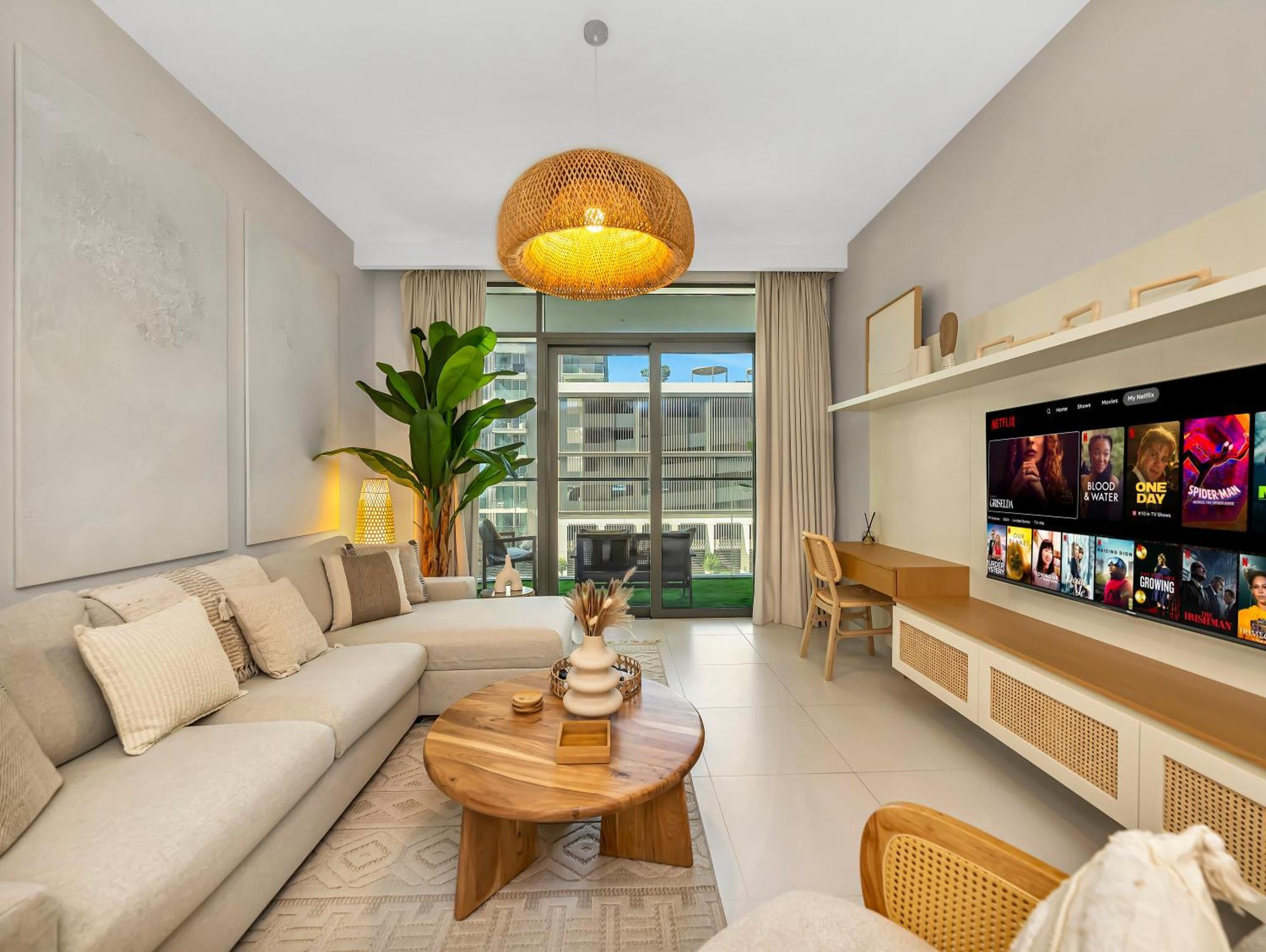 Apartment Chic 1 Bedroom On Private In Harbour Dubai