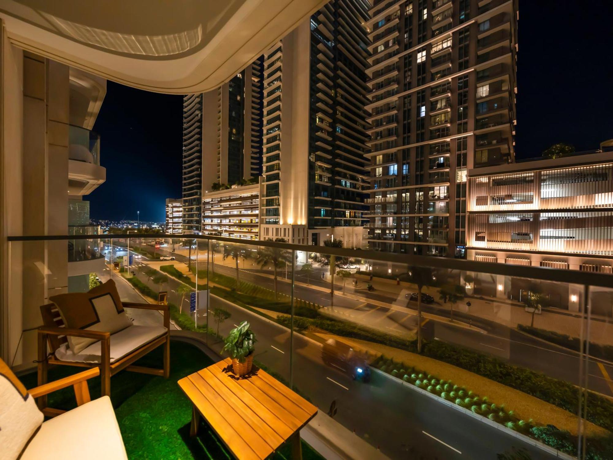 Chic 1 Bedroom On Private In Harbour Apartment *