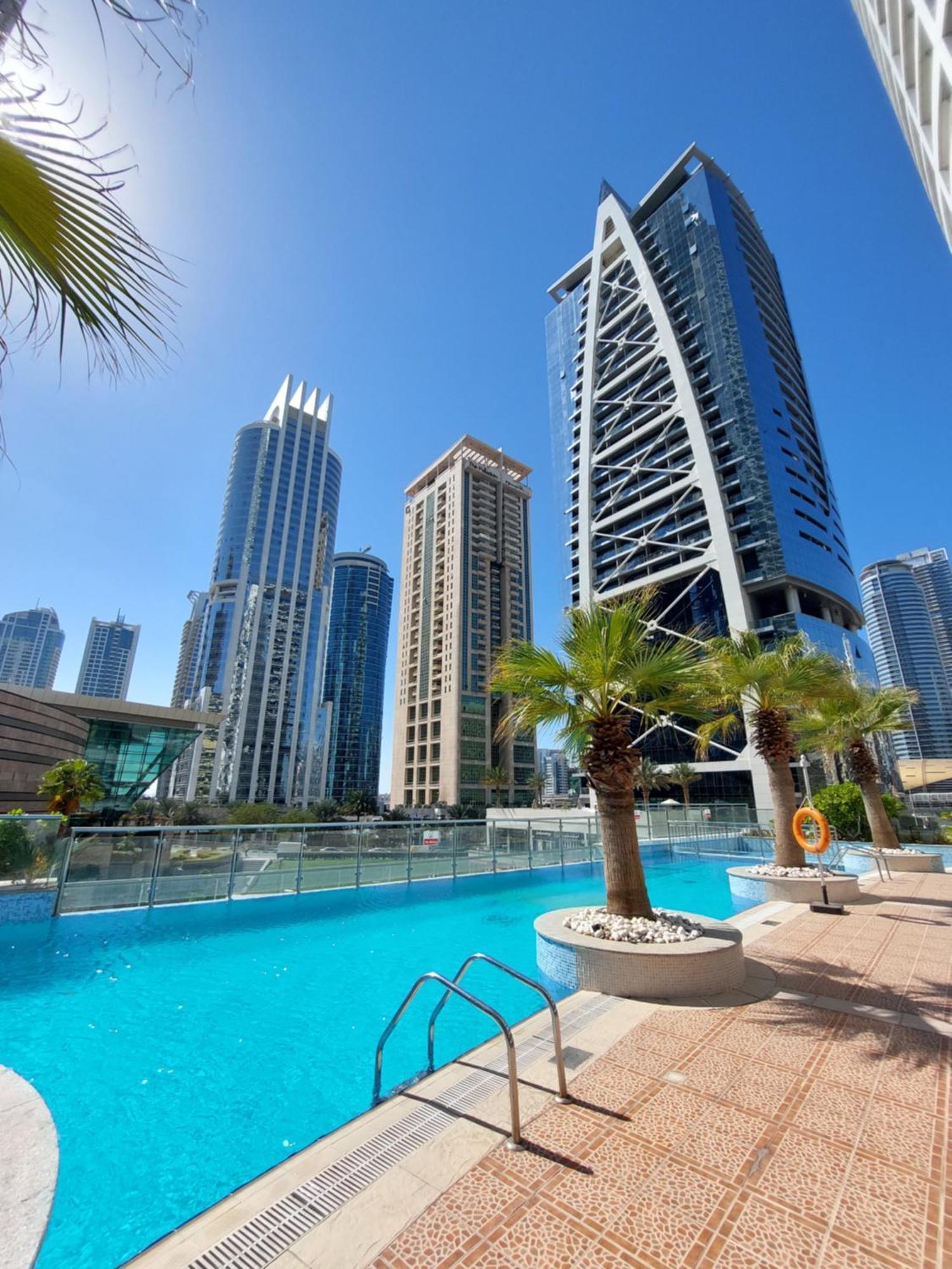Terrace Cluster D 1bd 4-min Walk To Metro