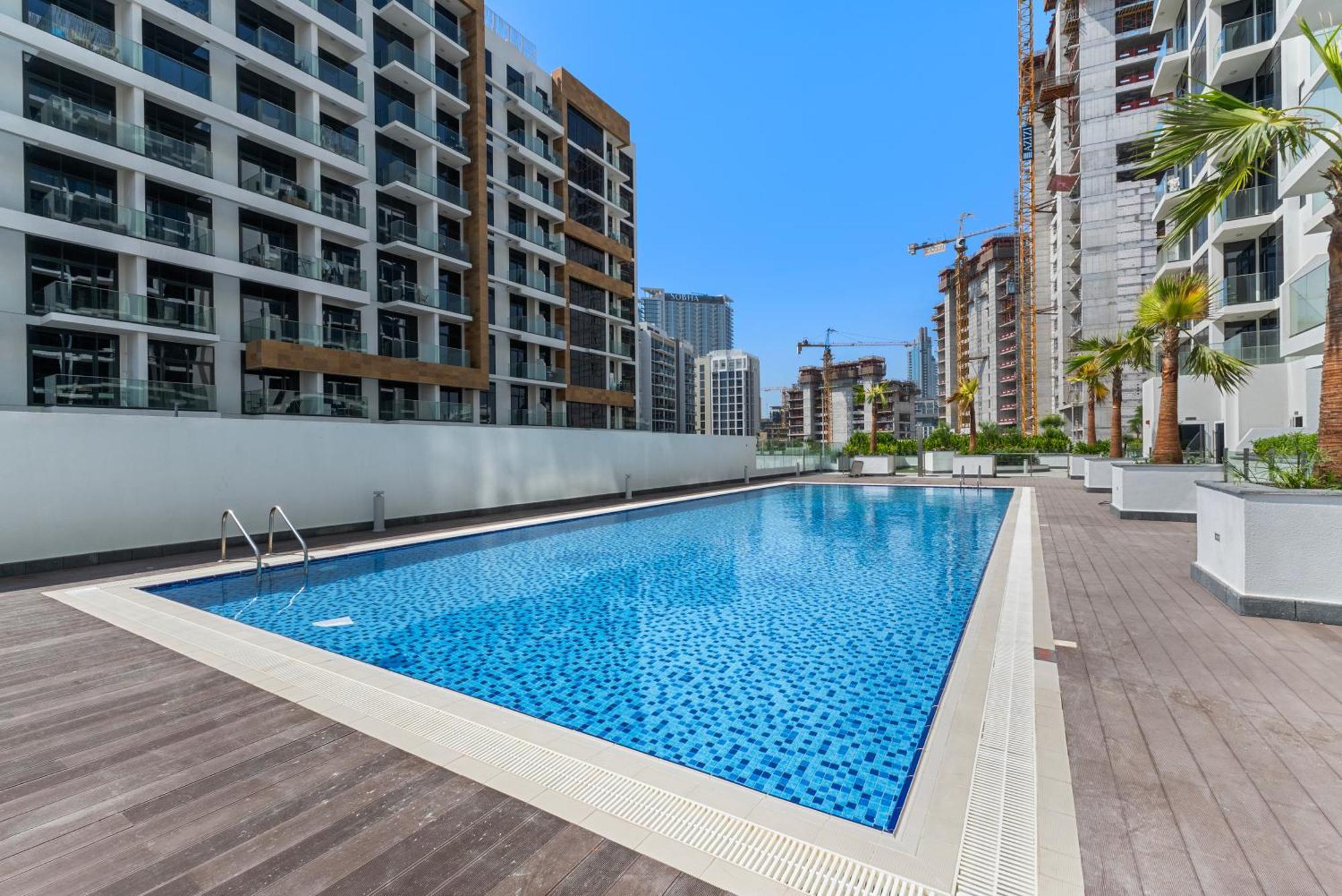 Holiday home Elegant With Pool Access & Private Terrace Dubai