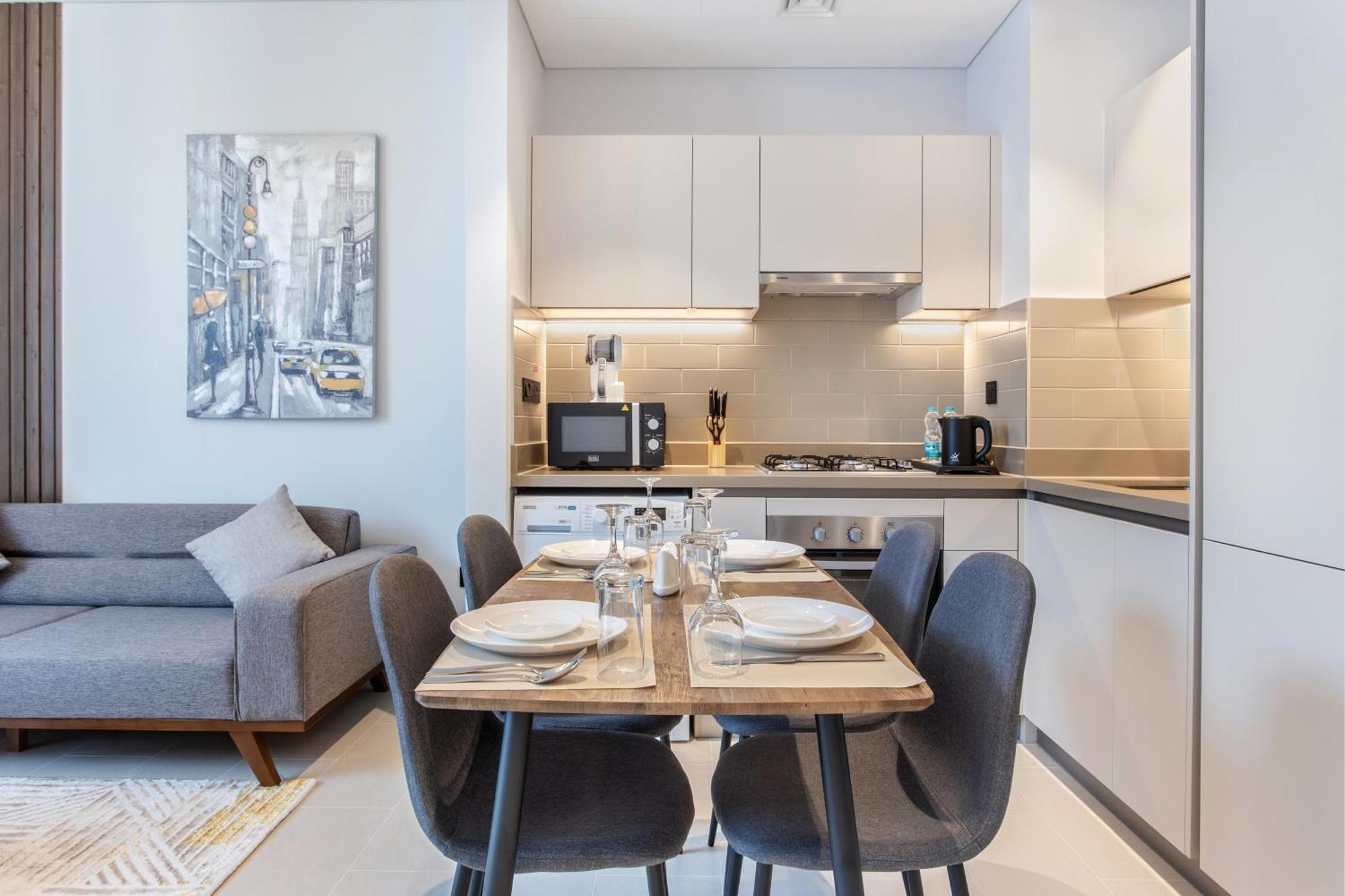 By Latinem Luxury 1br Cv A2706 Near Mall Apartment *