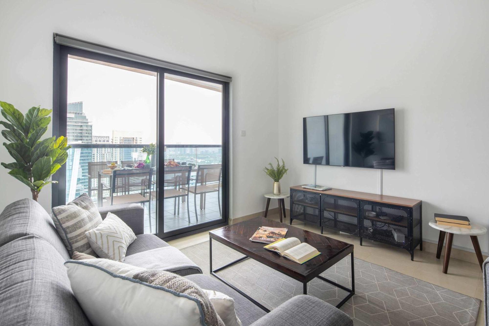 Frank Porter - Time Place Tower Apartment Dubai