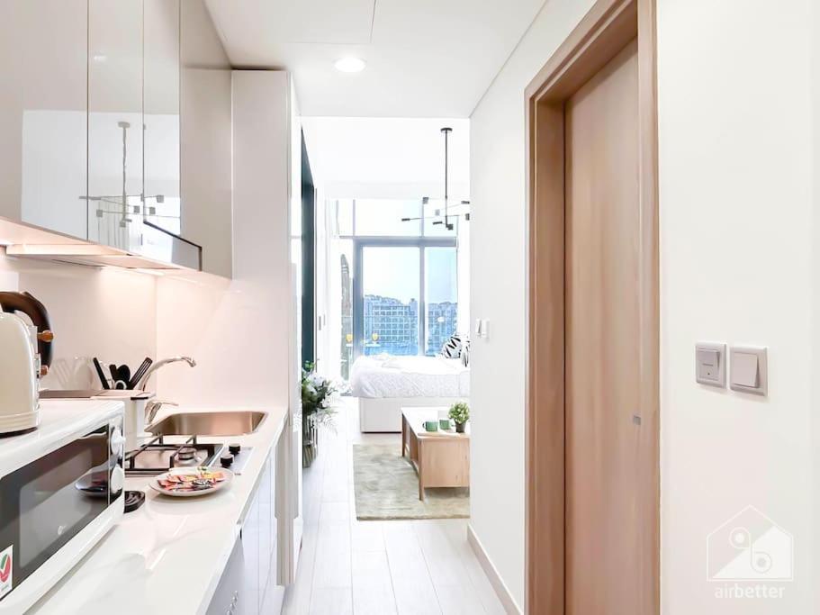 Bright In Azizi Riviera Perfect Escape Apartment Dubai