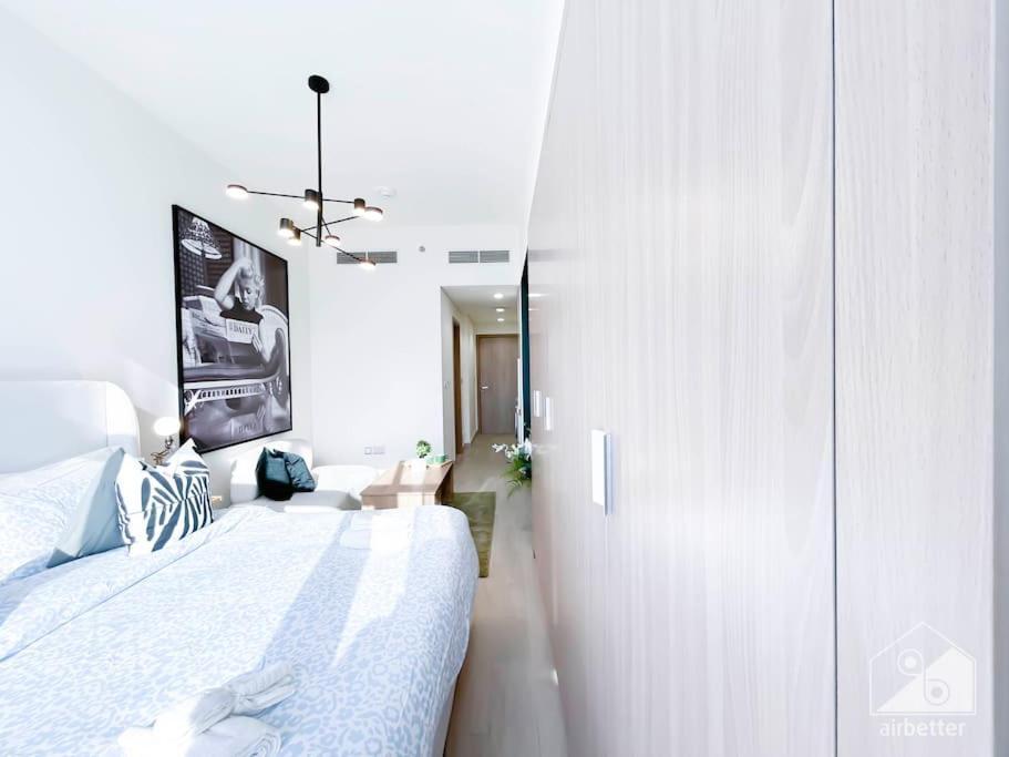 Bright In Azizi Riviera Perfect Escape Dubai