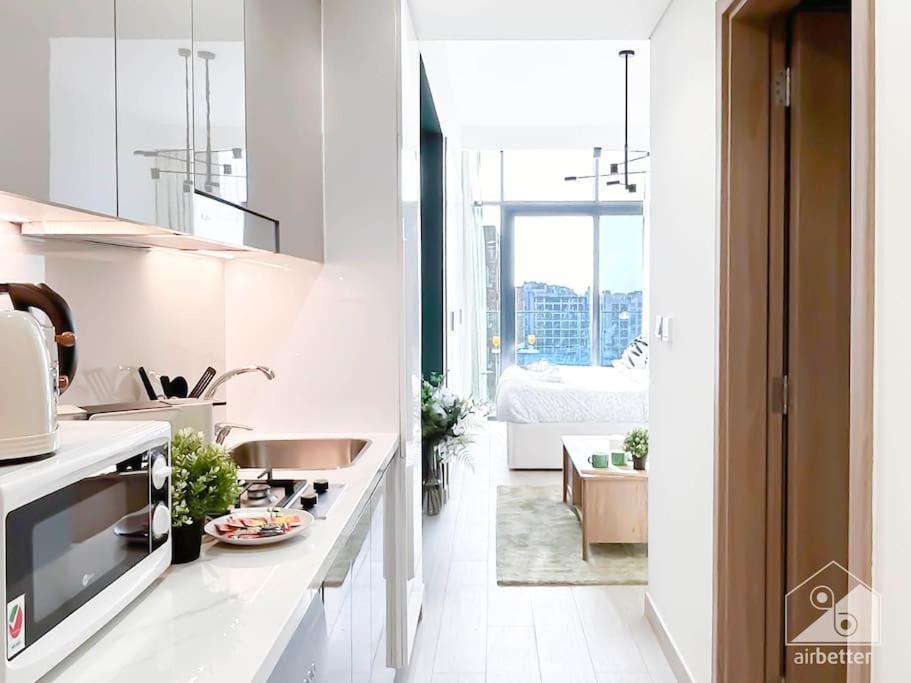 Bright In Azizi Riviera Perfect Escape Apartment Dubai