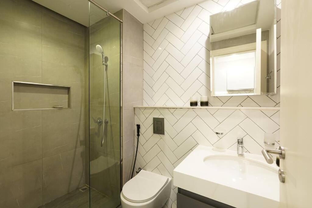 Apartment Dayf-luc Stylish Modern Comfort & Great Location
