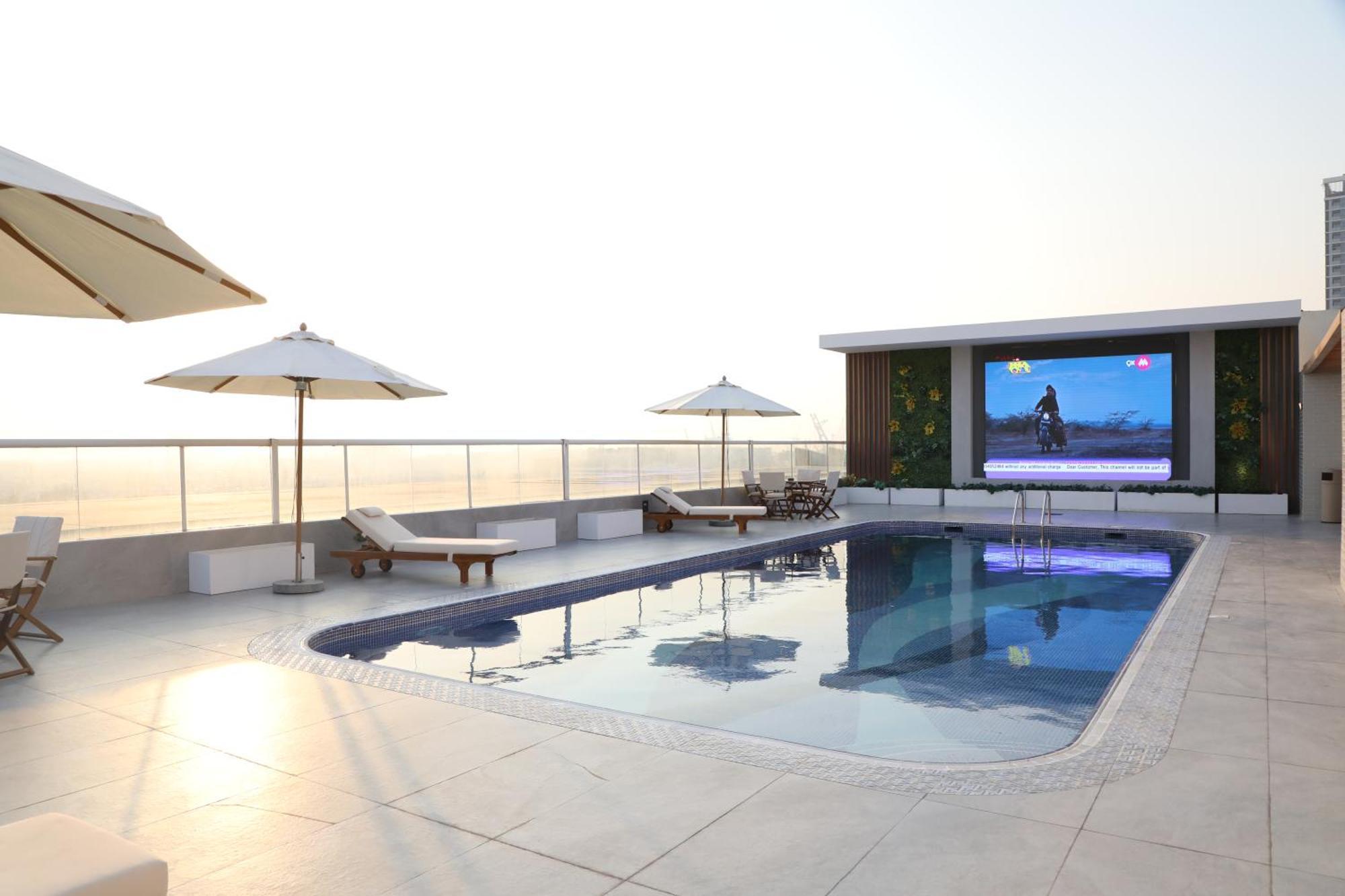 Apart Otel Wescott Plaza Llc Formerly West Zone Plaza Apts Dubai