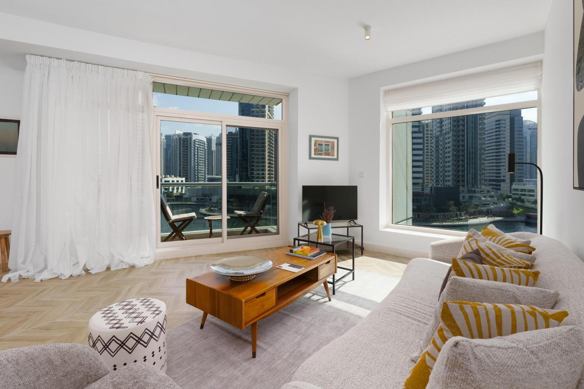 Maison Privee - Blissful Living With Marina Waterfront Views Apartment