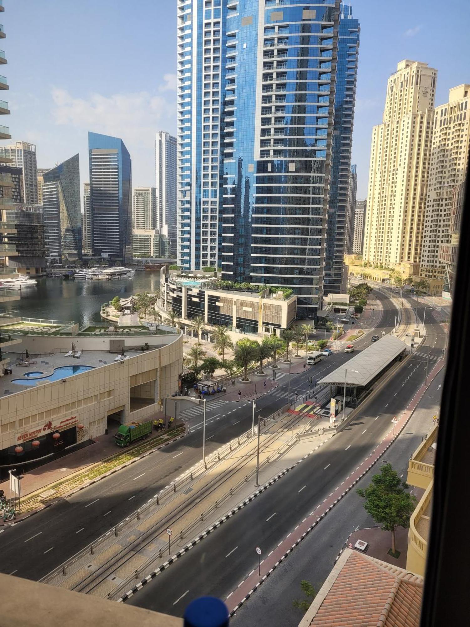 Lunar Cozy - Jbr