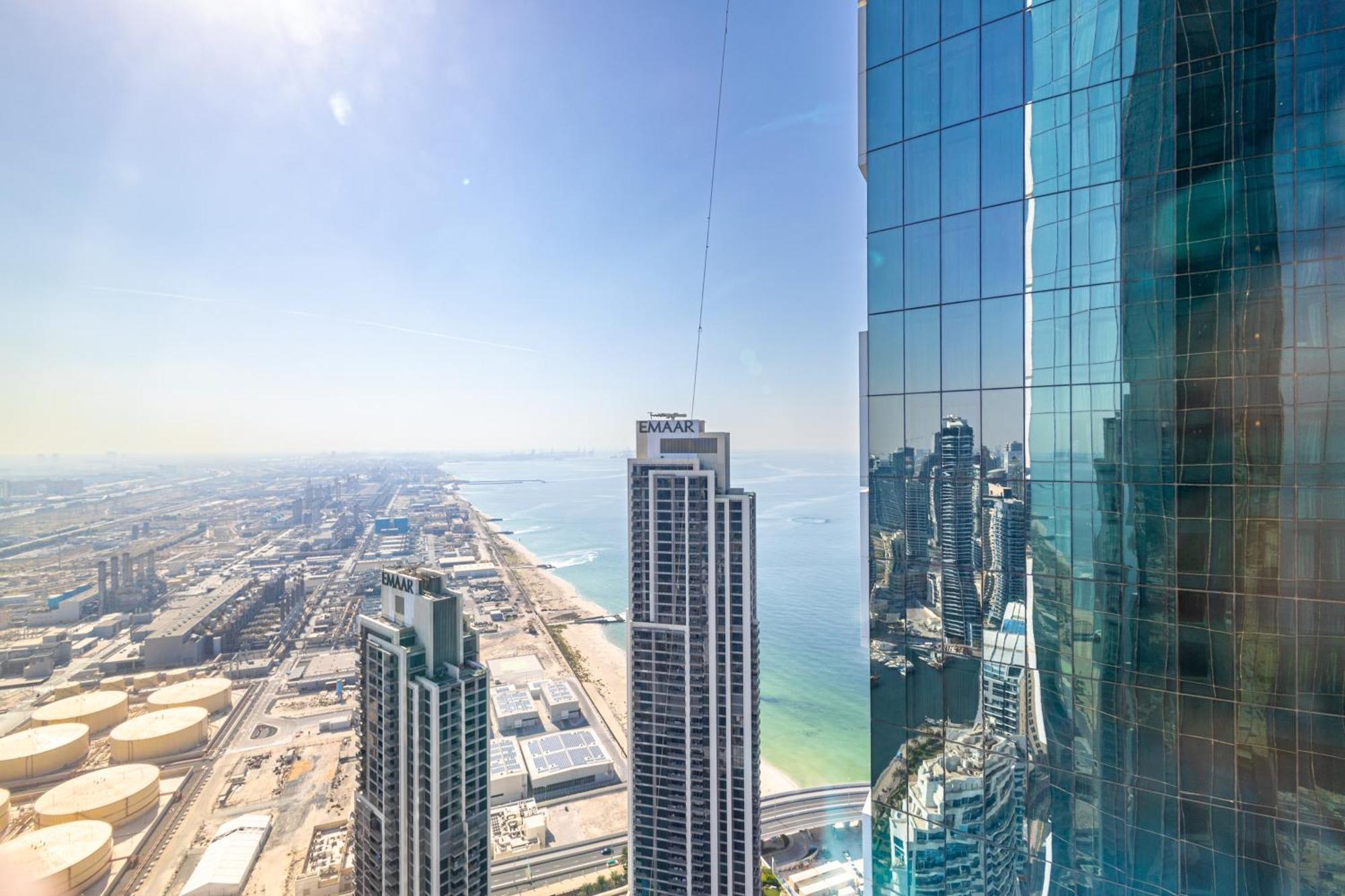 Address Jbr: Beachfront Bliss & Sky-high Luxury Dubai