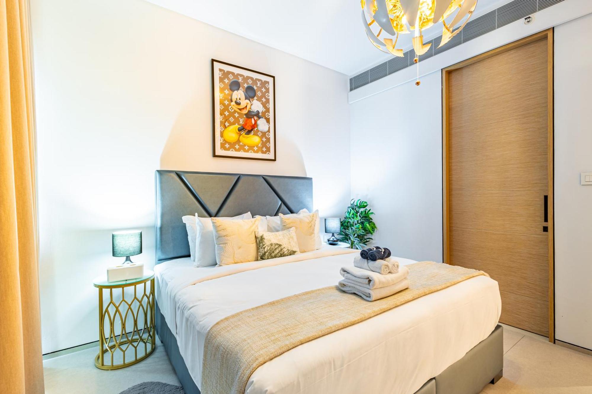 Address Jbr: Beachfront Bliss & Sky-high Luxury