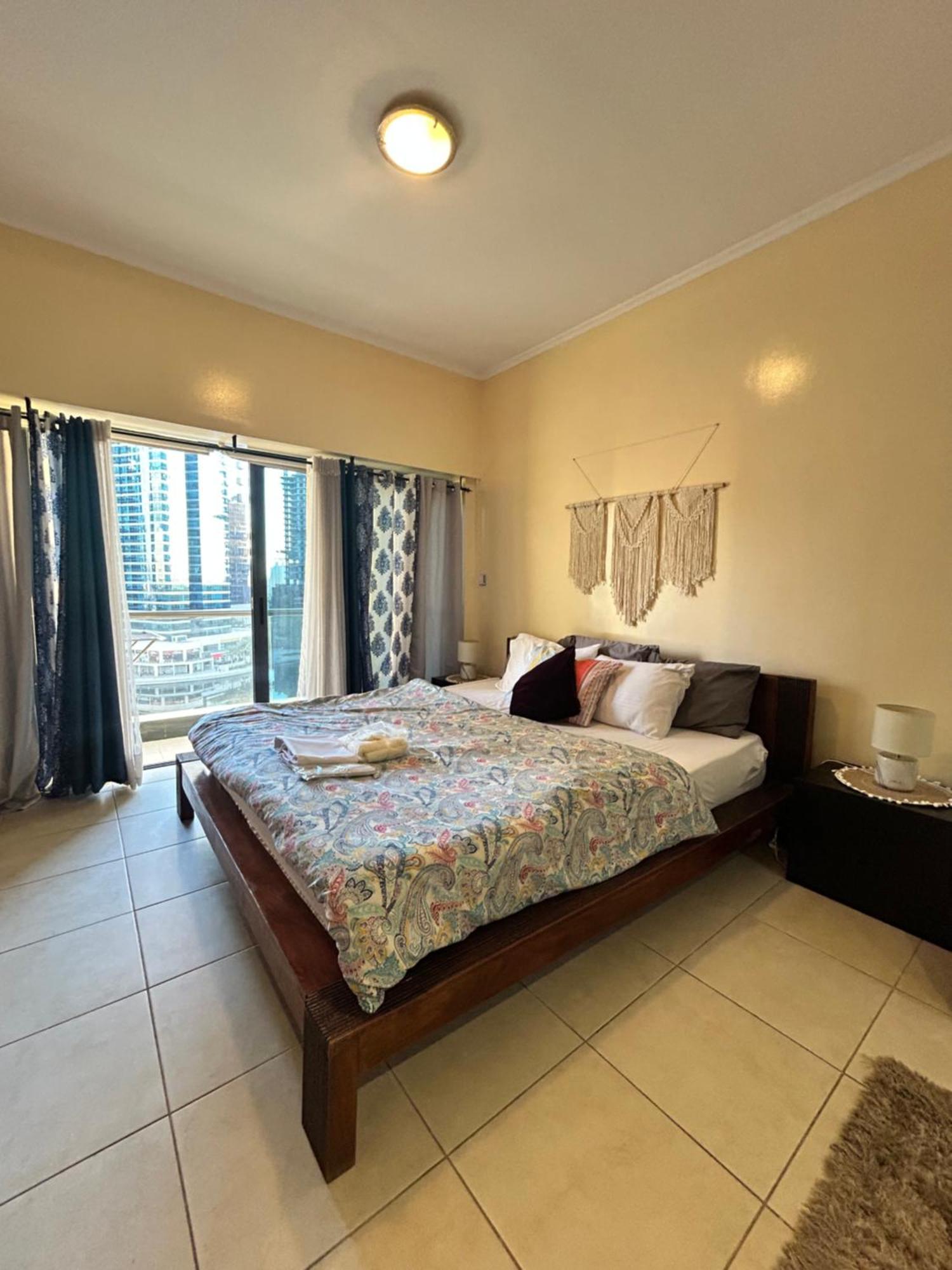 Apartment Click - Jlt - & Balcony Lakes View Entire -ra