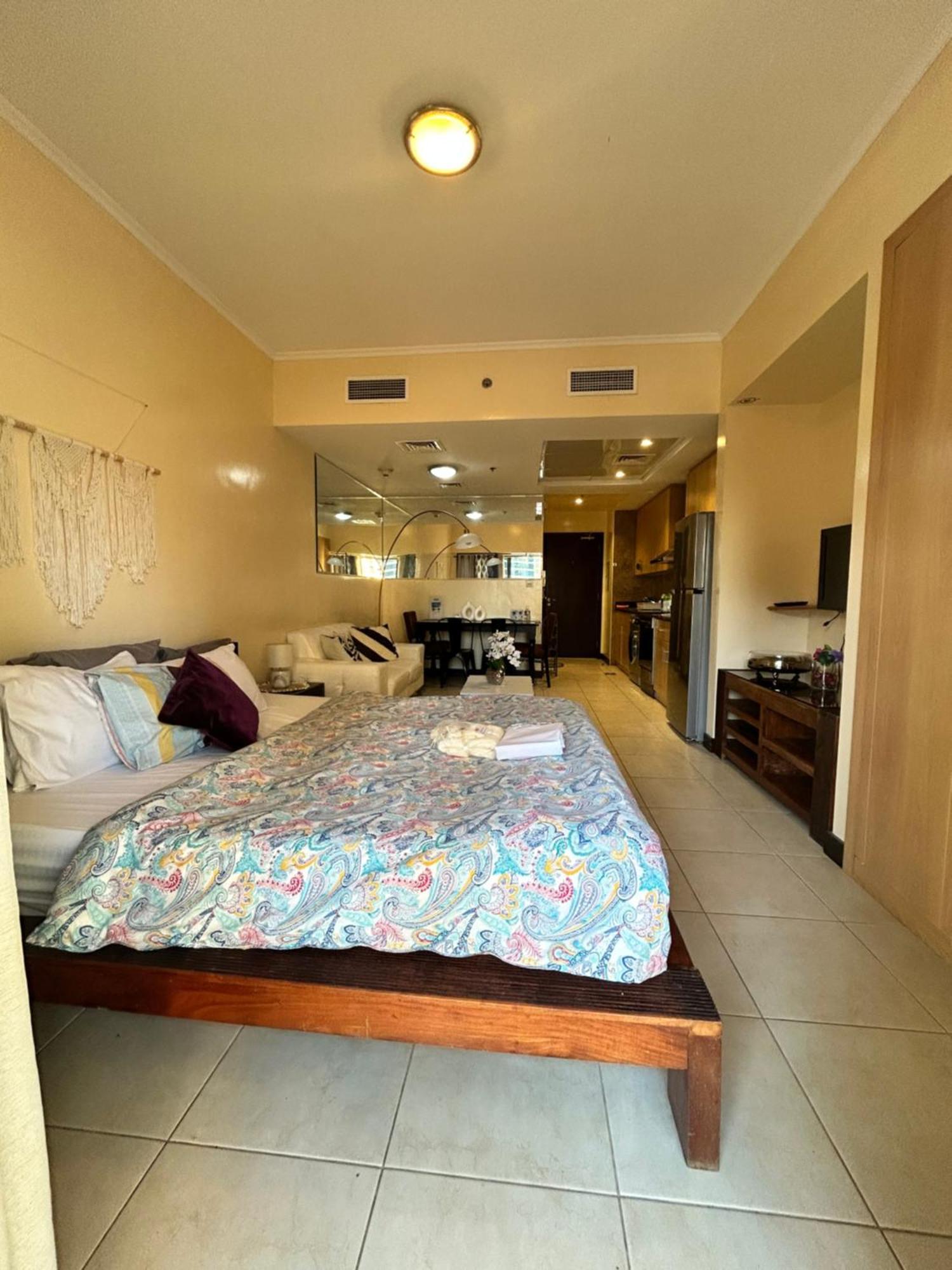 Apartment Click - Jlt - & Balcony Lakes View Entire -ra Dubai