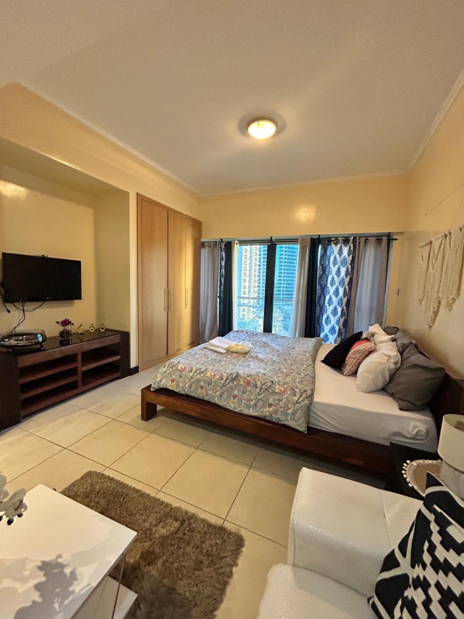 Apartment Click - Jlt - & Balcony Lakes View Entire -ra *