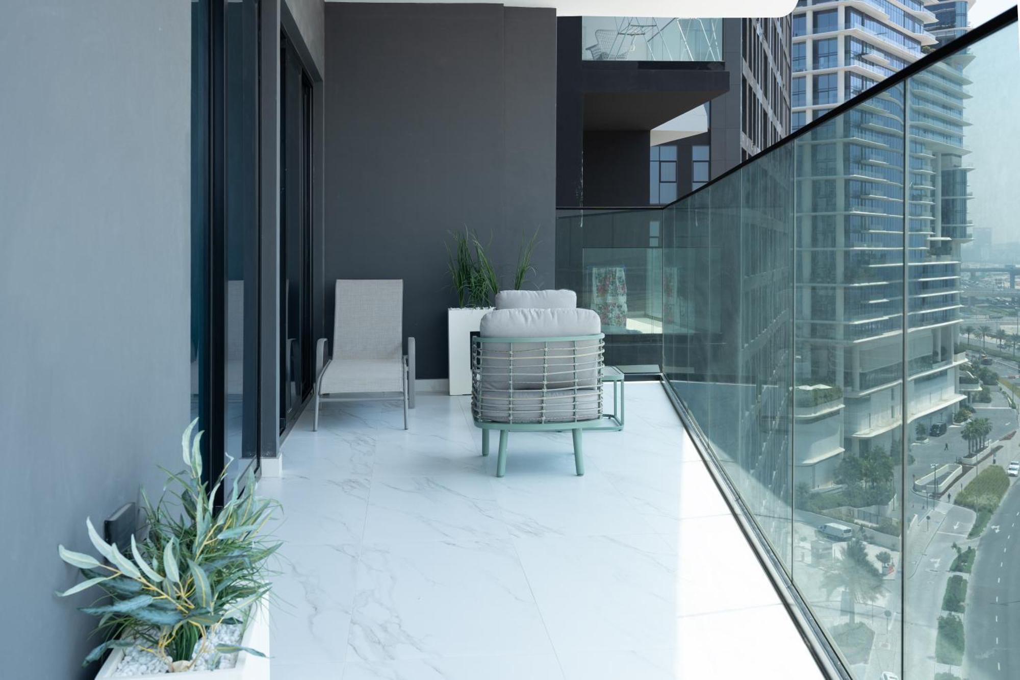 Keyrock Living - Luxury Furnished 2 Bedroom In Business Bay With Jacuzzi - Binghatti Canal