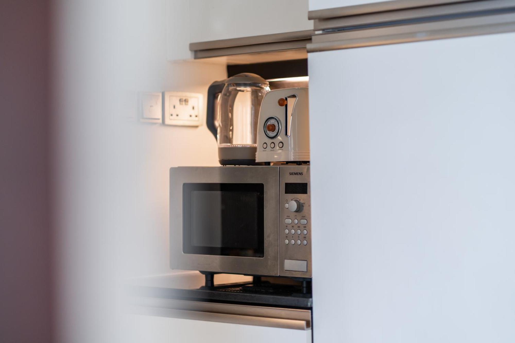 In Address Marina Residences Connected To Marina Mall Apartment *