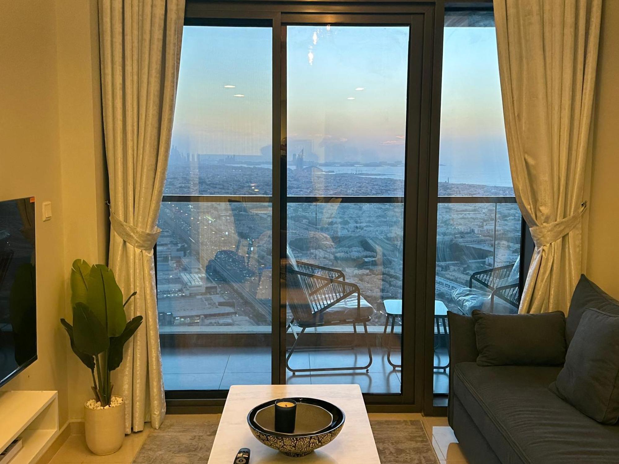 Luxurious 54th Floor With Splendid Sky And Seaview - Downtown Dubai
