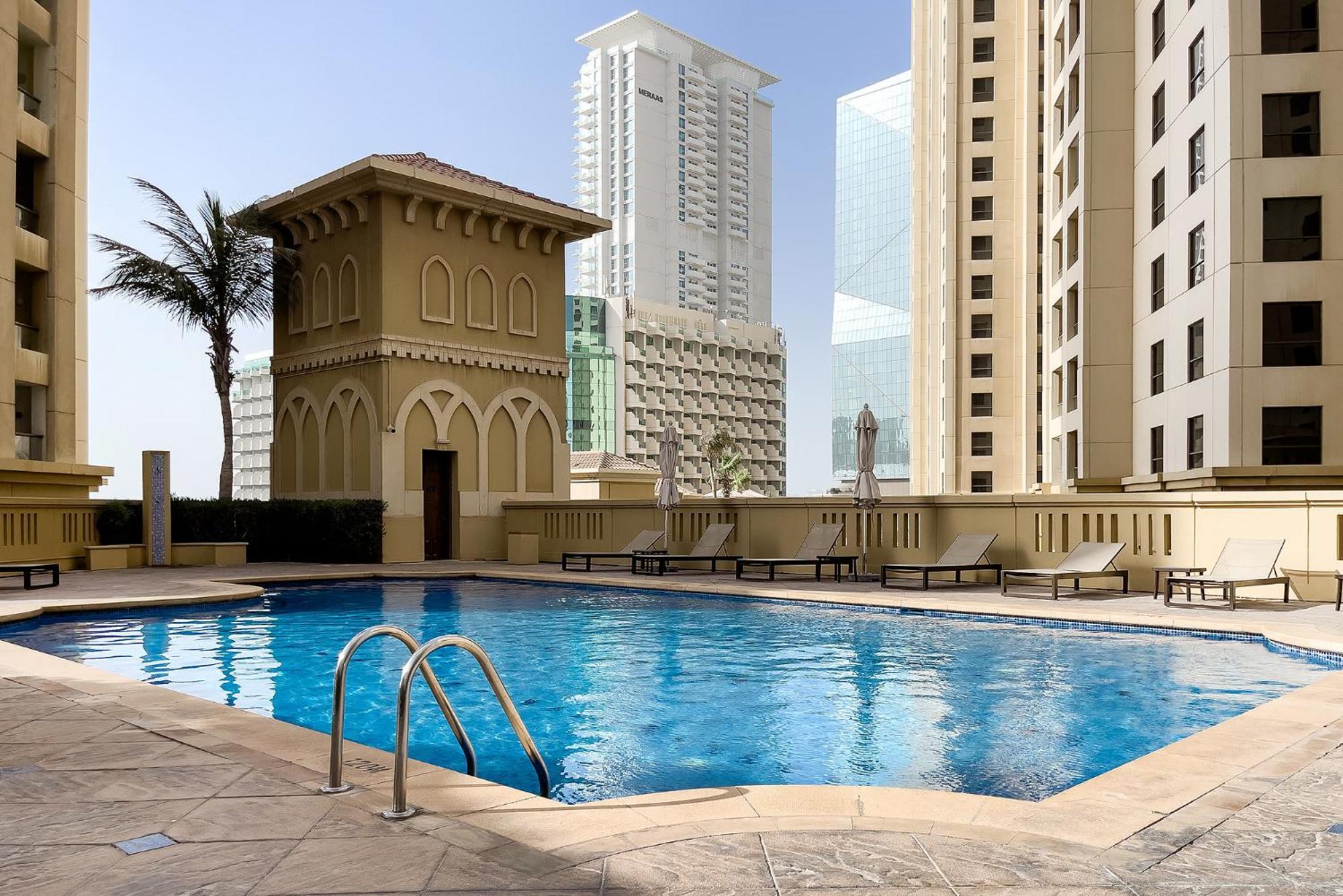 Apartment Beautiful 1br With Sea View Dubai