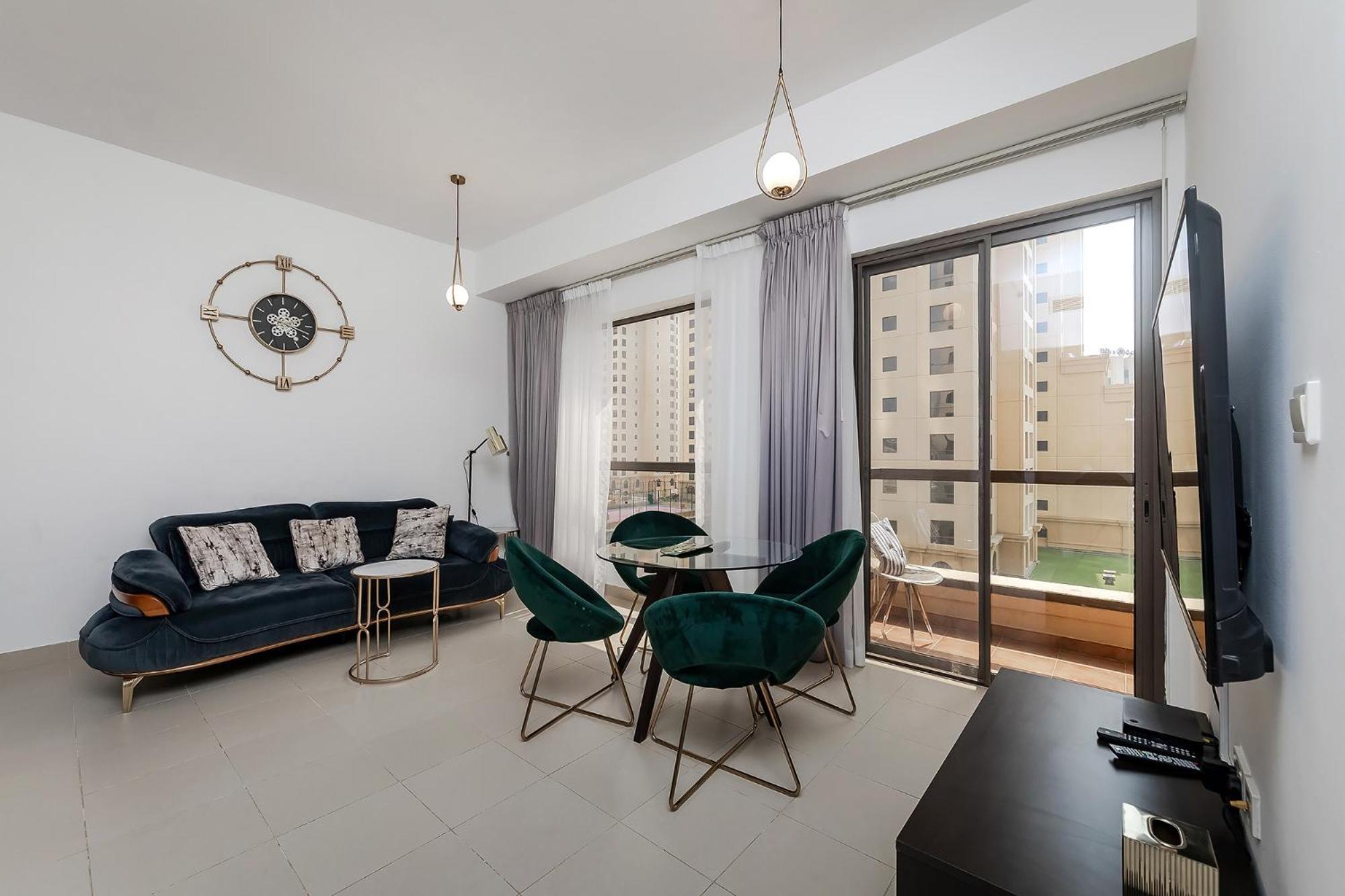 Beautiful 1br With Sea View * Dubai