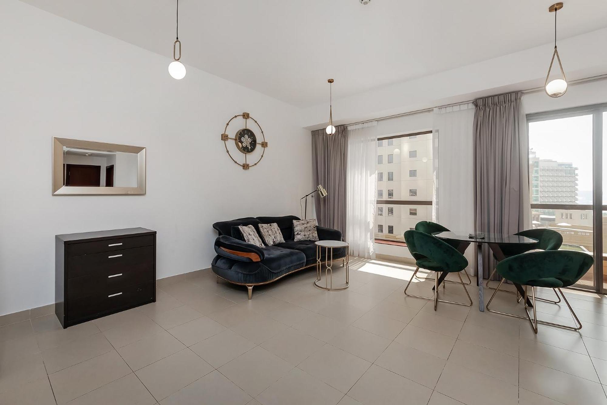 Beautiful 1br With Sea View Dubai