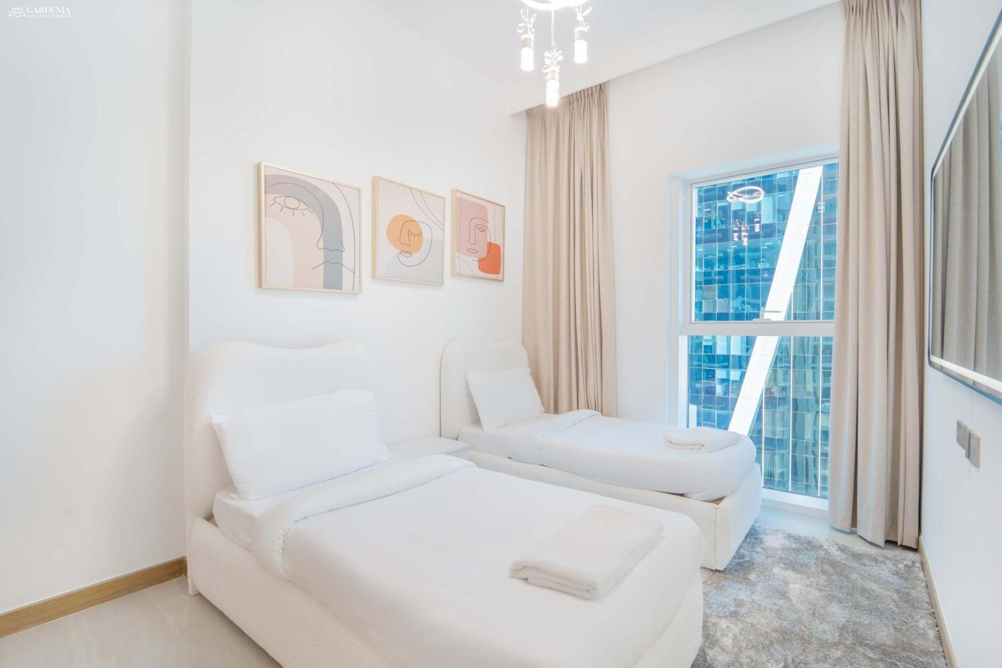 Fabulous Missoni Designer Building, 3 Bedroom Maid * Dubai