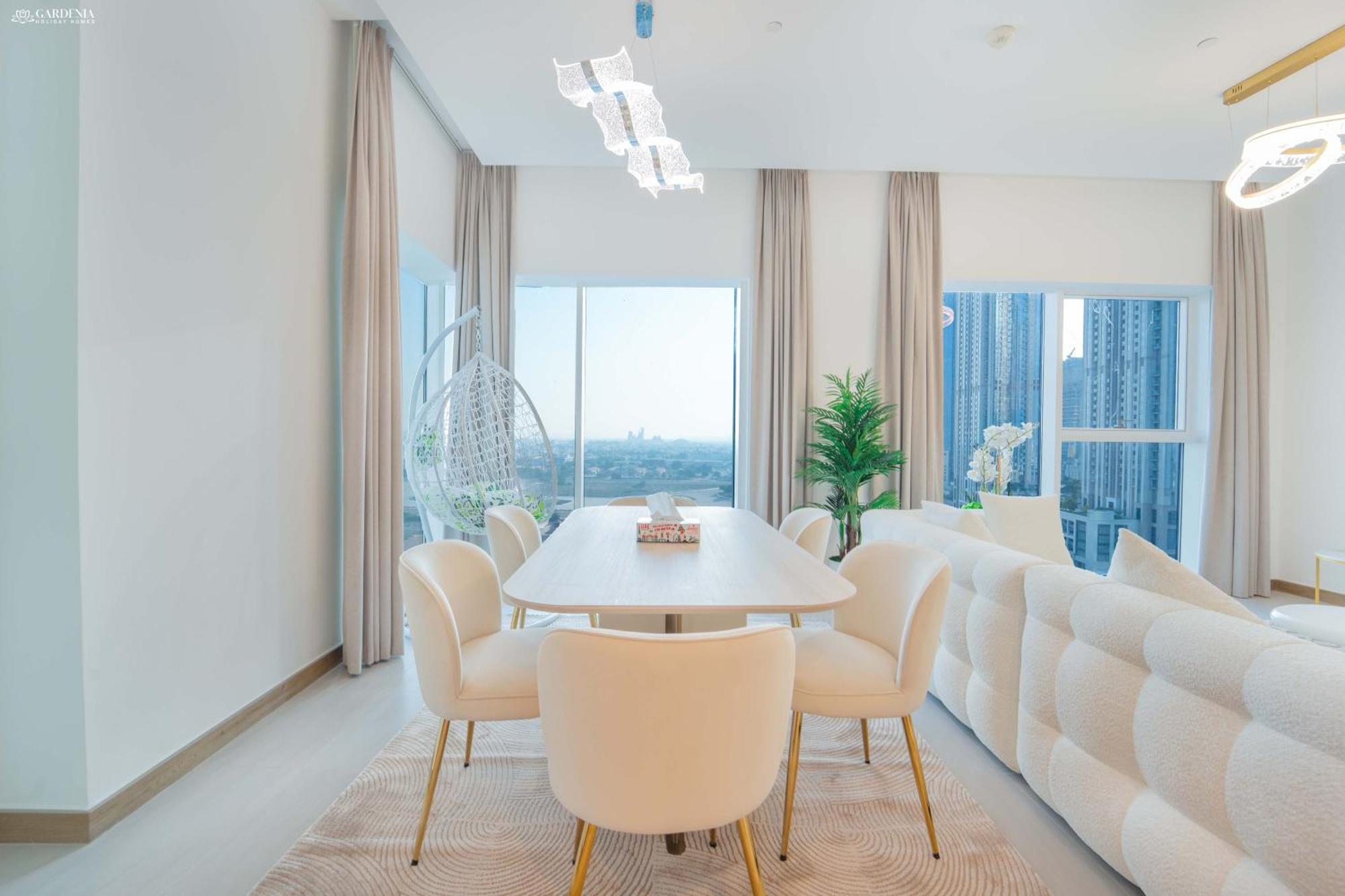 Fabulous Missoni Designer Building, 3 Bedroom Maid Apartment