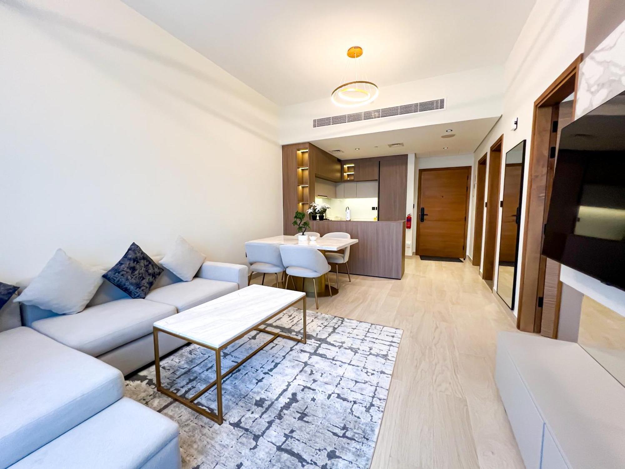 Stylish 1-bedroom Retreat In Prime Gardens , Arjan *