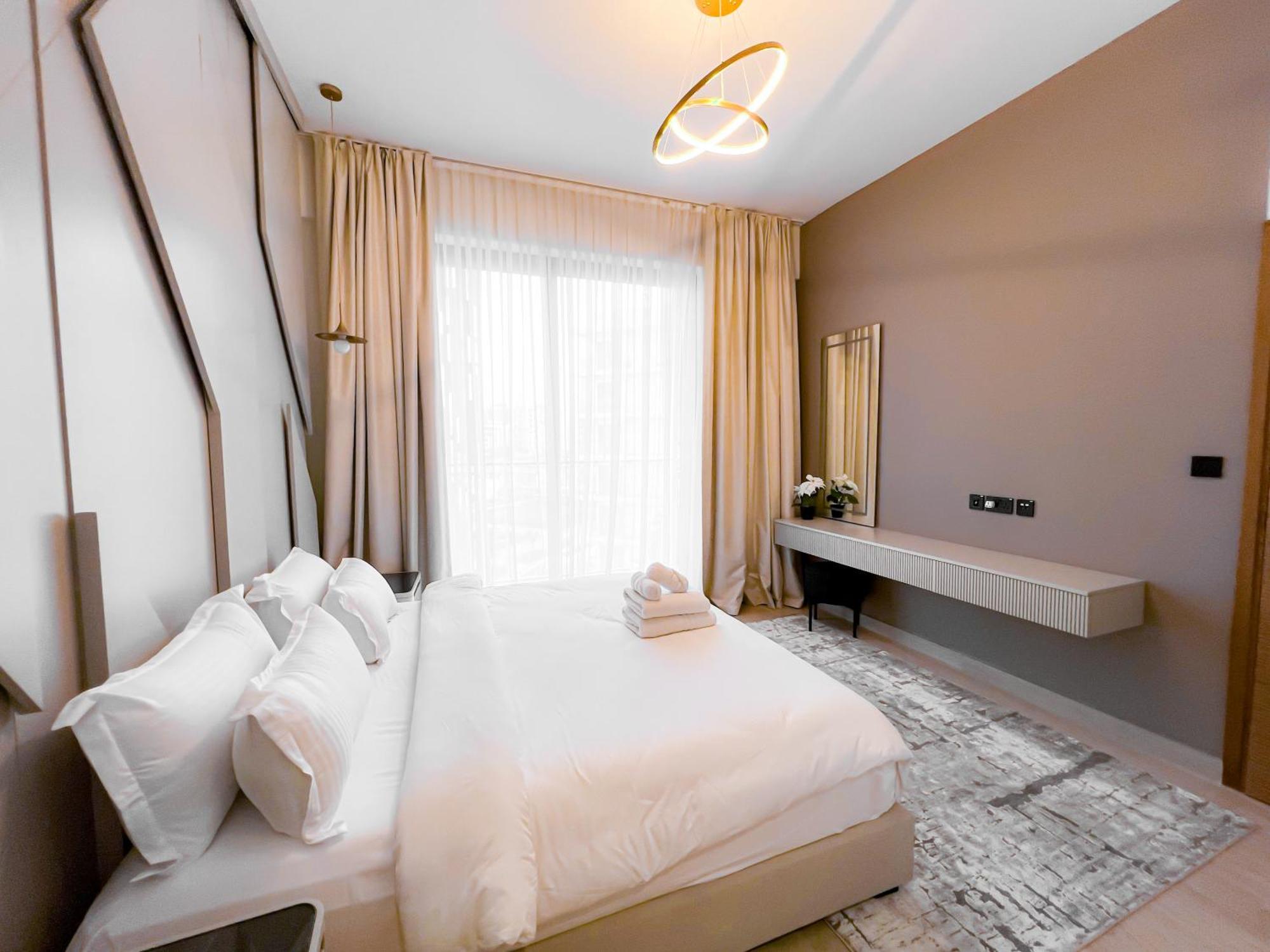 Stylish 1-bedroom Retreat In Prime Gardens , Arjan