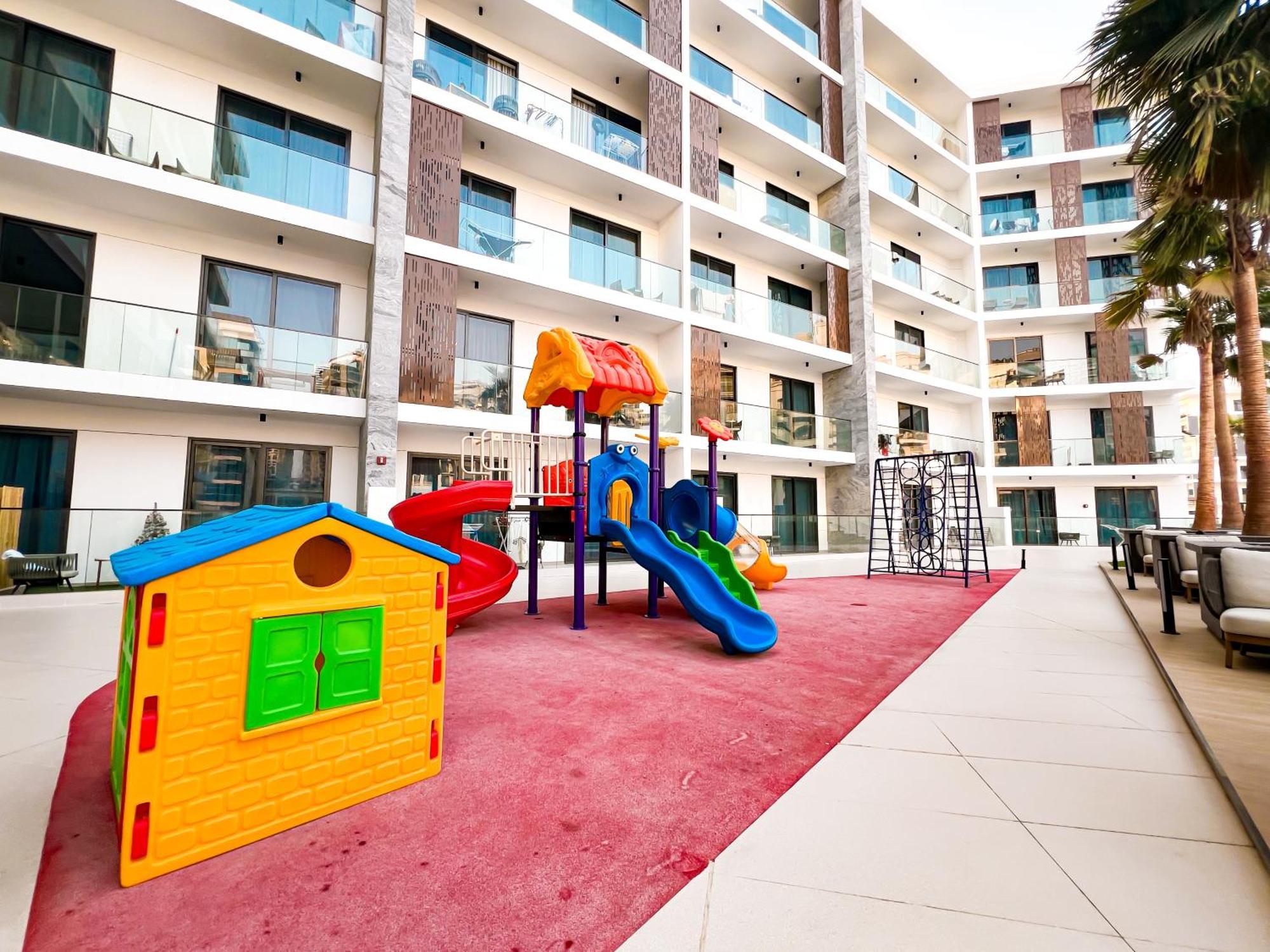 Apartment Stylish 1-bedroom Retreat In Prime Gardens , Arjan