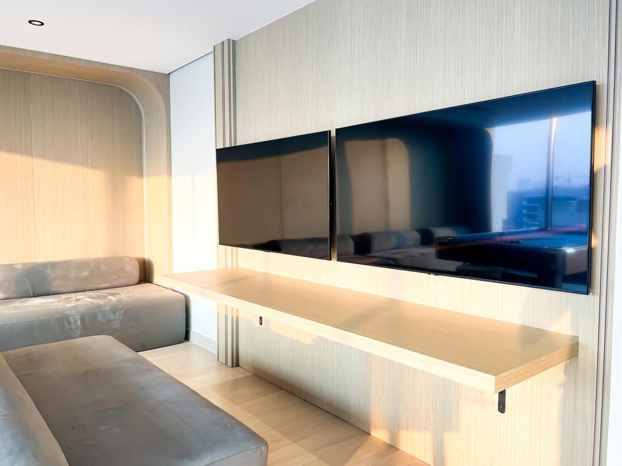 Stylish 1-bedroom Retreat In Prime Gardens , Arjan Apartment