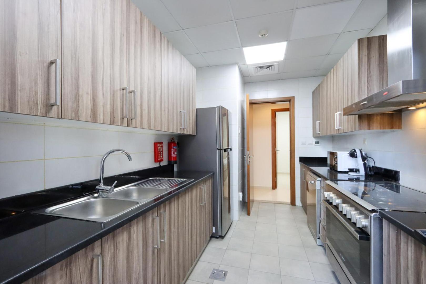 Livbnb - 2b Maid's In Dunya, 5min Walk To Mall Apartment