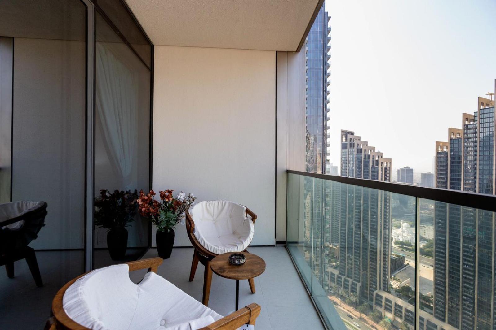 Near Burj Khalifa - 1br In Grande Residence, Downtown - Allsopp & Allsopp